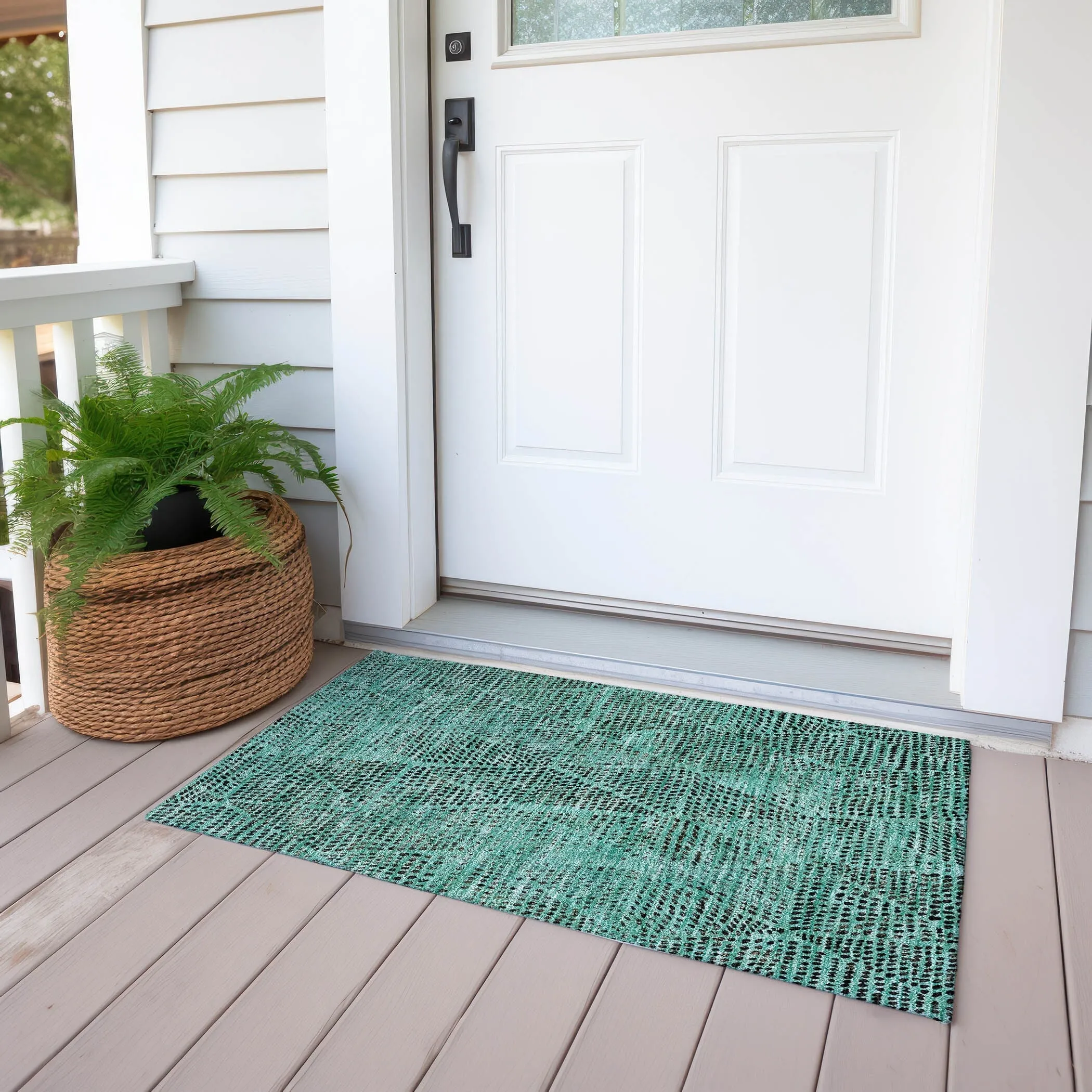 Machine Washable Indoor/ Outdoor Chantille Contemporary Diamonds Rug