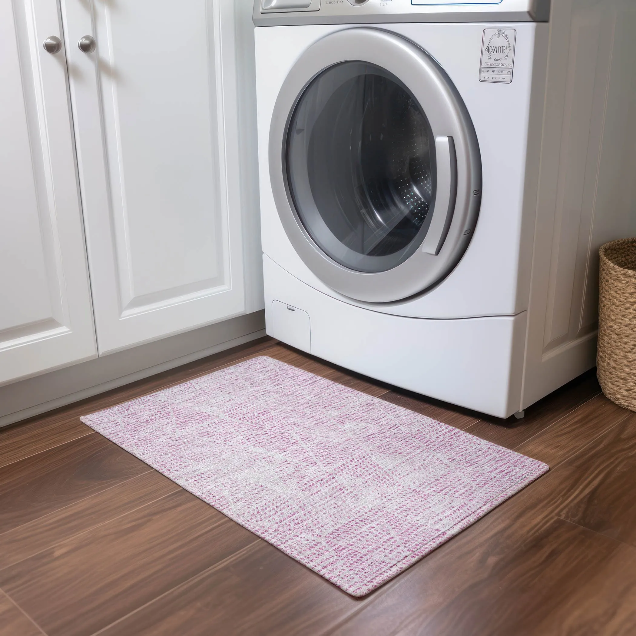 Machine Washable Indoor/ Outdoor Chantille Contemporary Diamonds Rug
