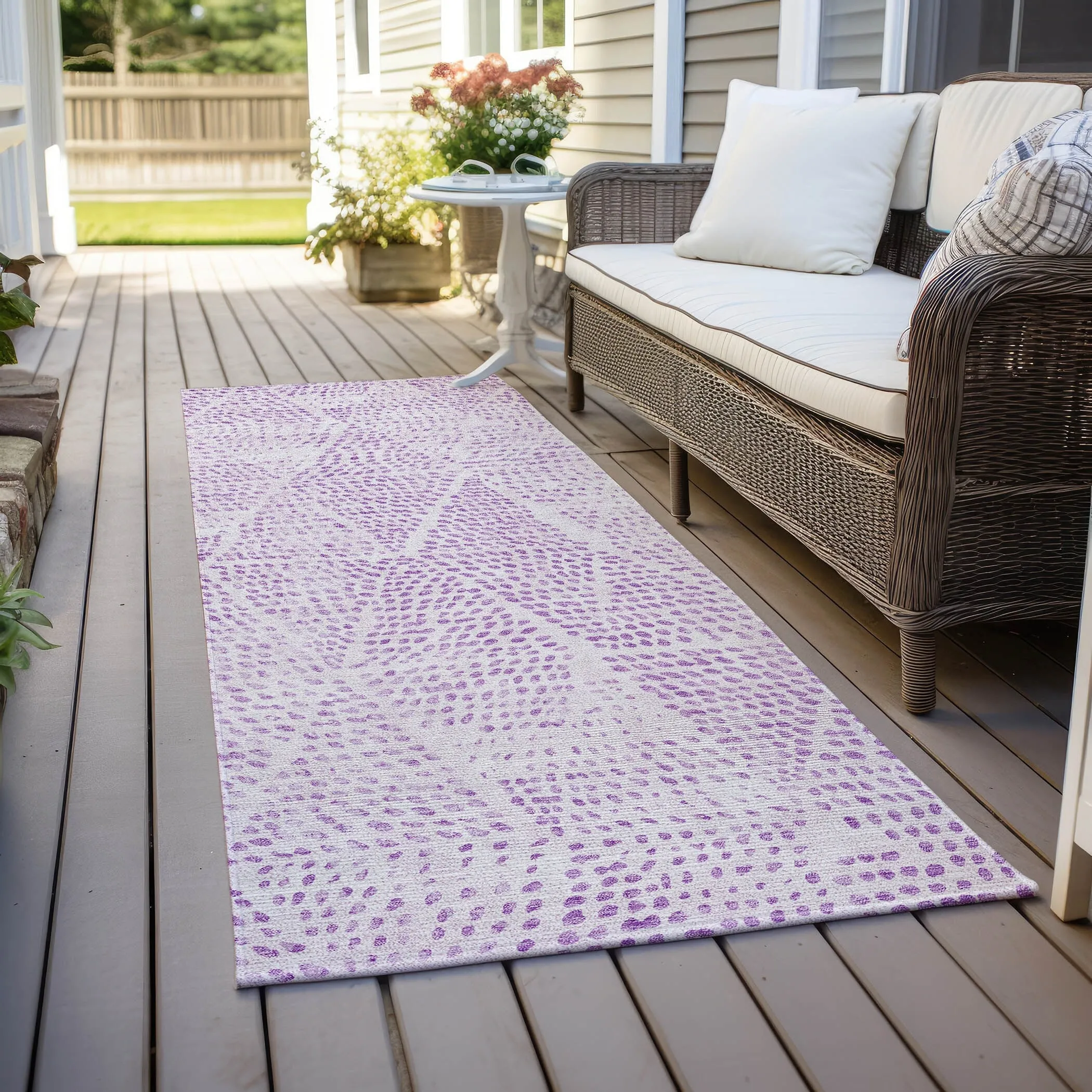 Machine Washable Indoor/ Outdoor Chantille Contemporary Diamonds Rug