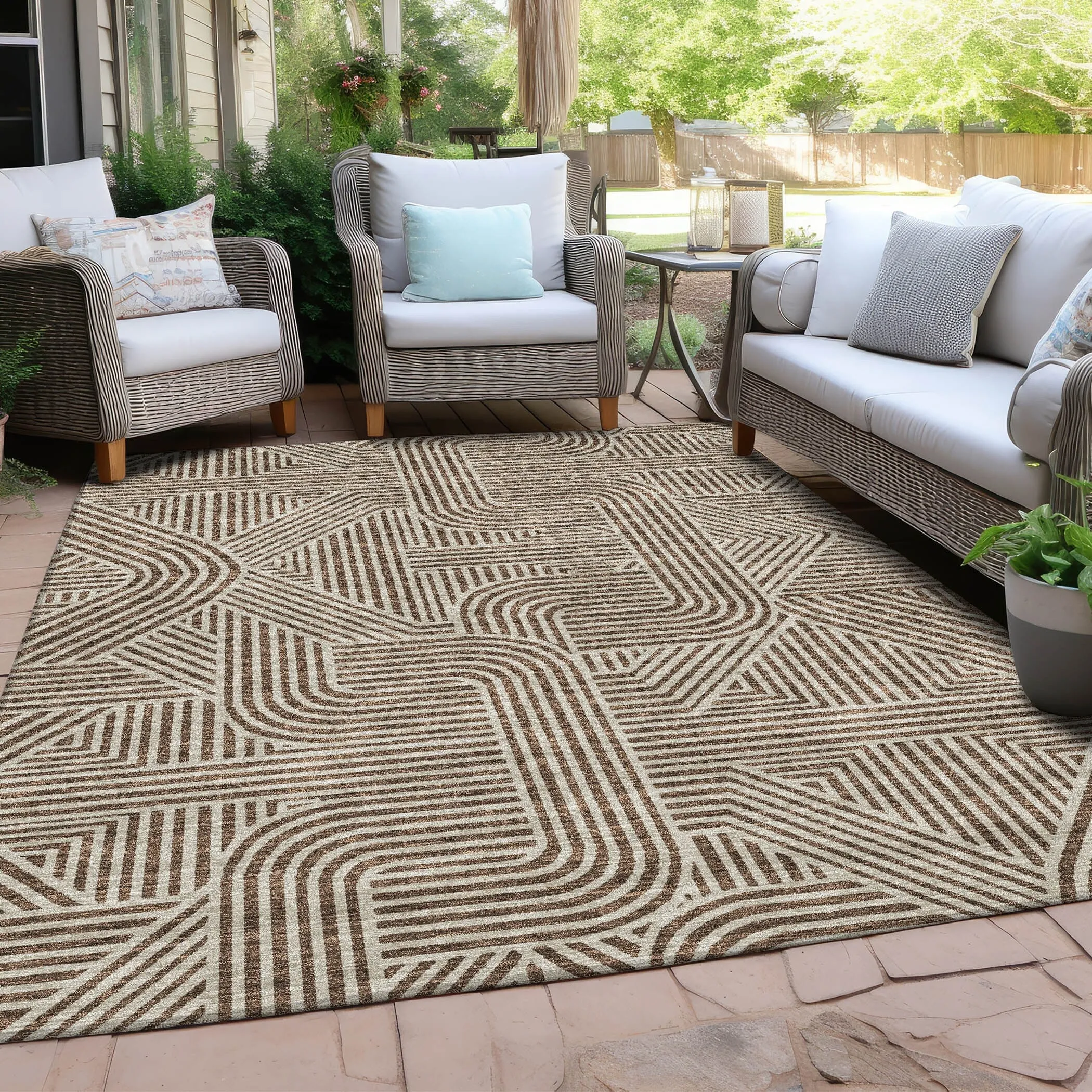 Machine Washable Indoor/ Outdoor Chantille Contemporary Geo Rug
