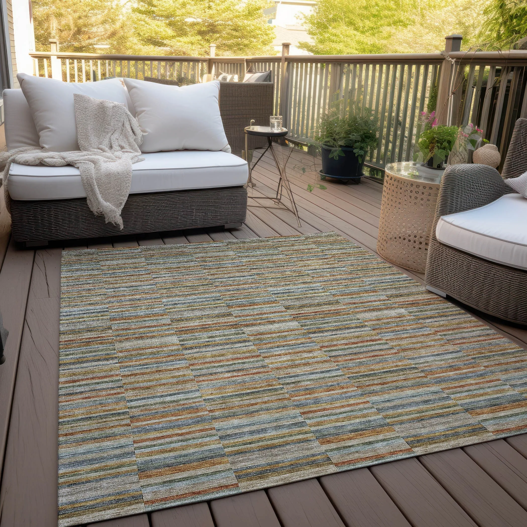 Machine Washable Indoor/ Outdoor Chantille Contemporary Geo Rug