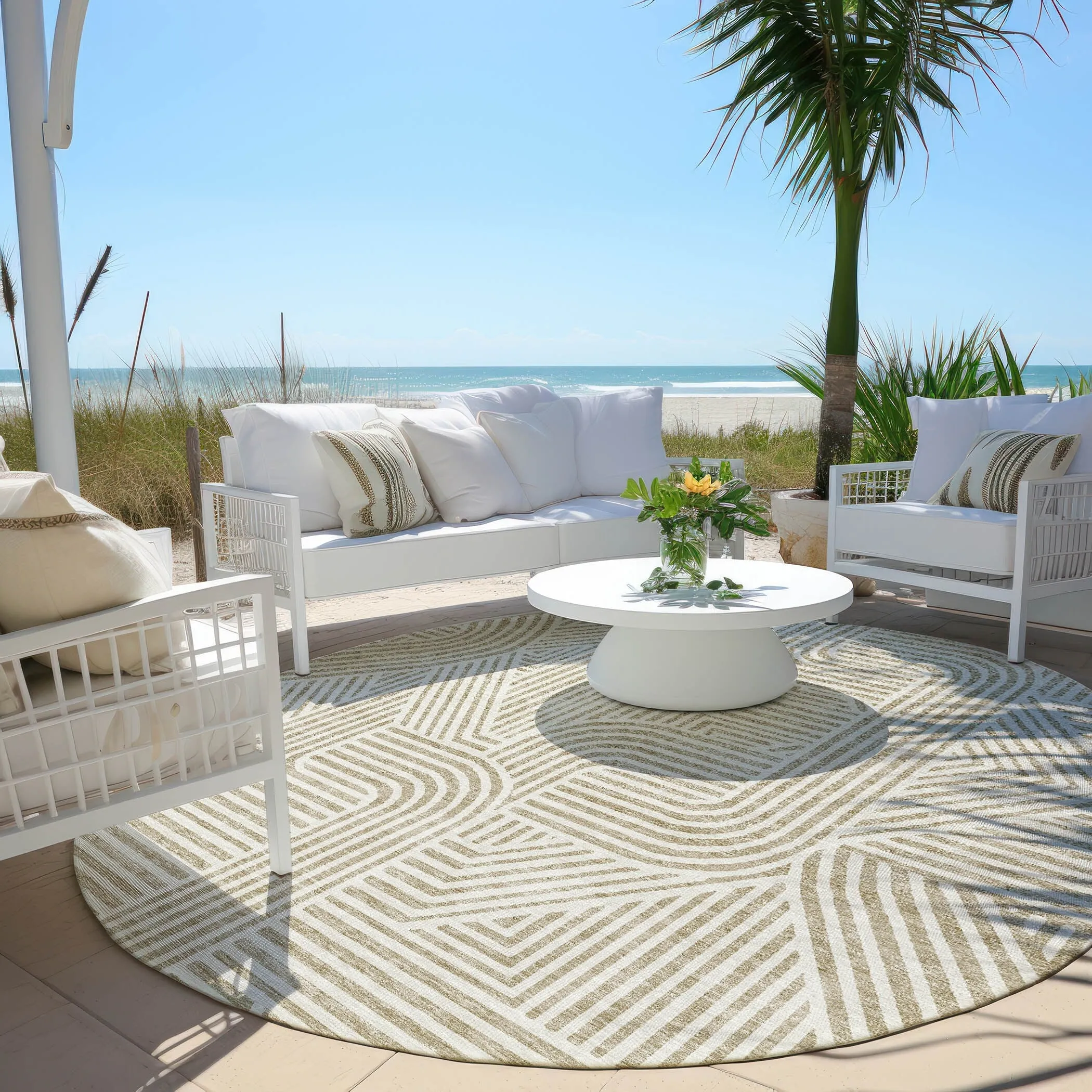 Machine Washable Indoor/ Outdoor Chantille Contemporary Geo Rug