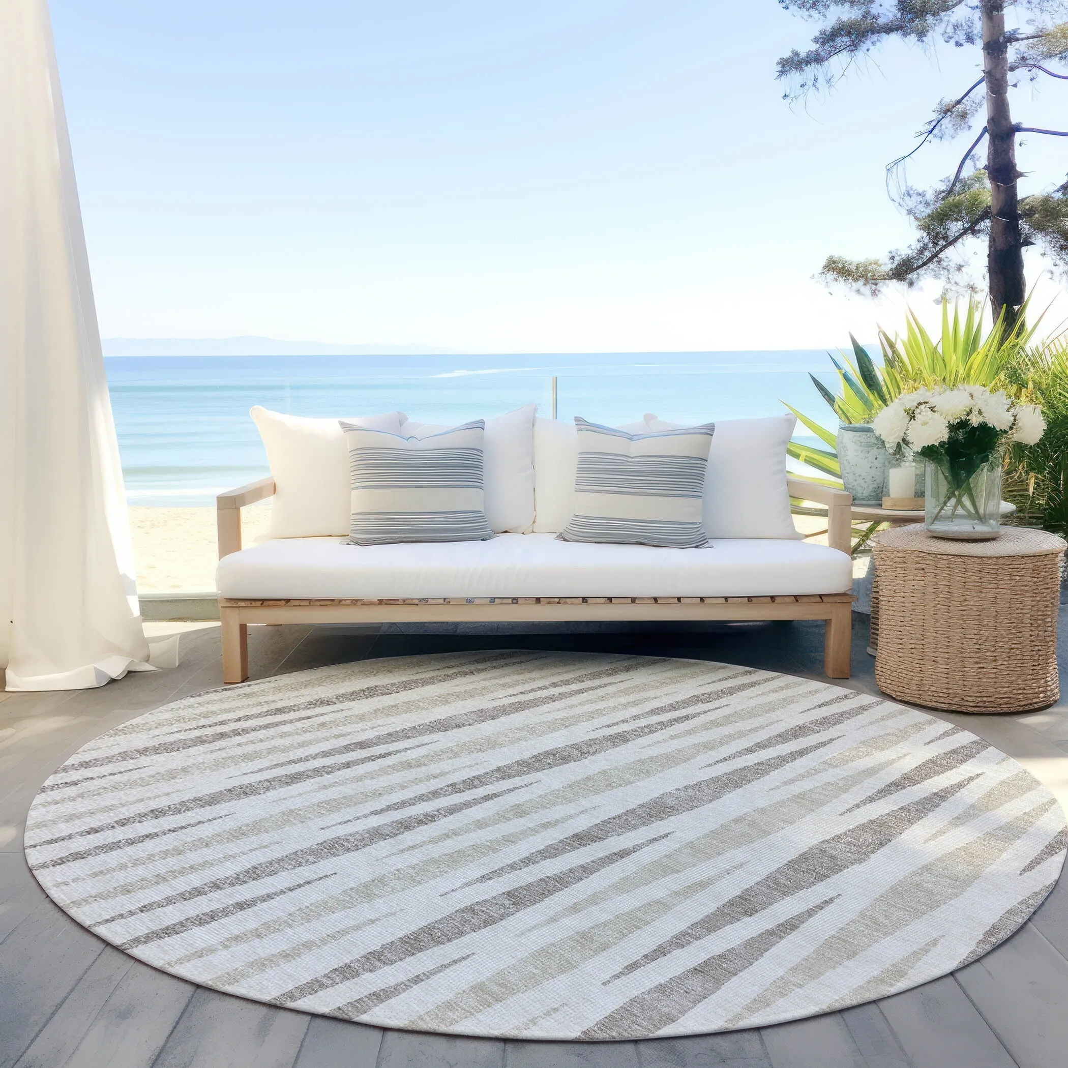 Machine Washable Indoor/ Outdoor Chantille Contemporary Mosaic Rug