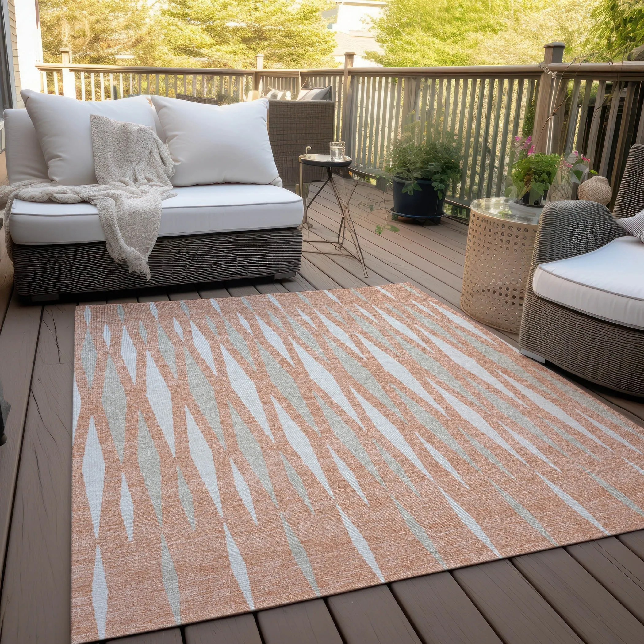 Machine Washable Indoor/ Outdoor Chantille Contemporary Mosaic Rug