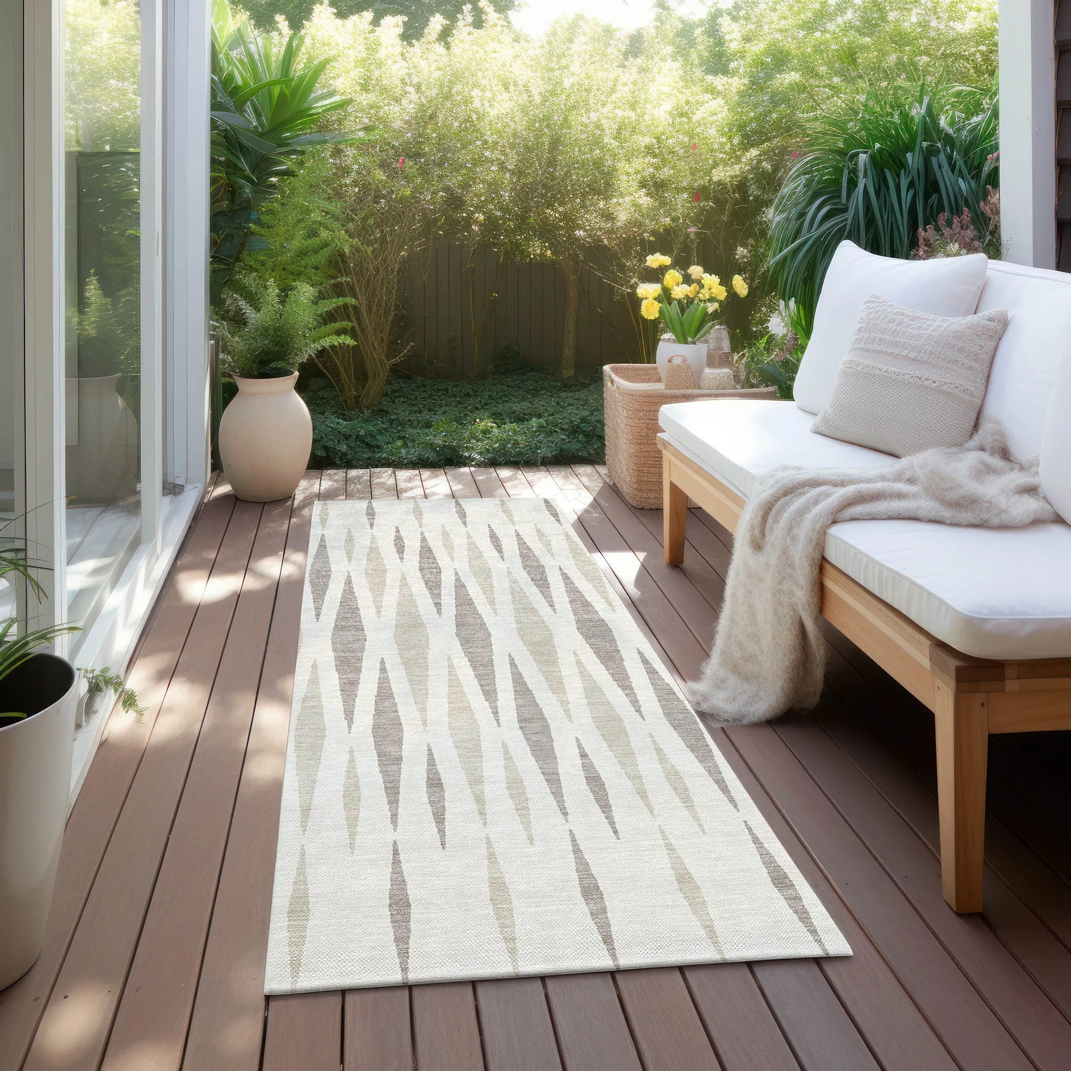 Machine Washable Indoor/ Outdoor Chantille Contemporary Mosaic Rug