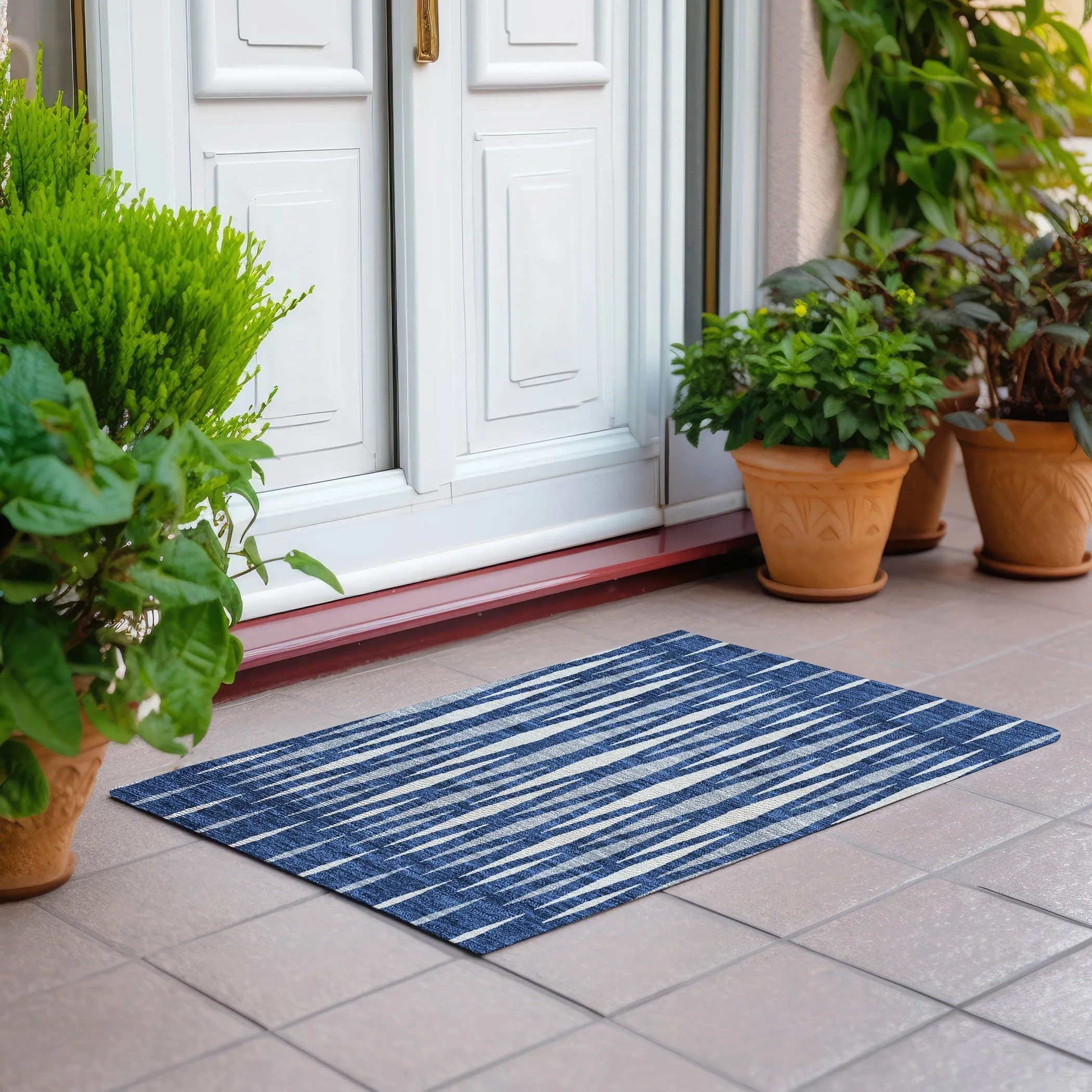 Machine Washable Indoor/ Outdoor Chantille Contemporary Mosaic Rug