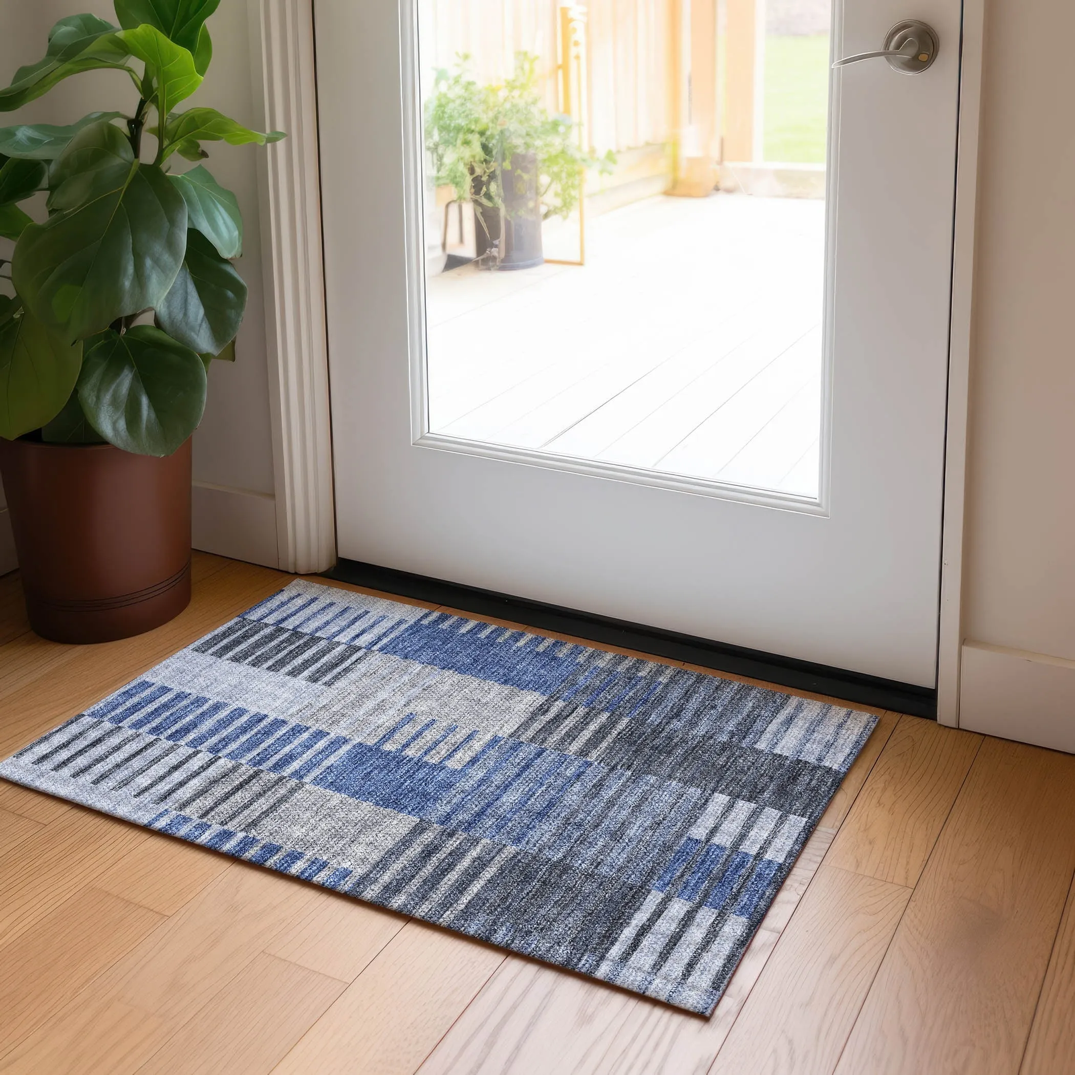 Machine Washable Indoor/ Outdoor Chantille Contemporary Stripes Rug