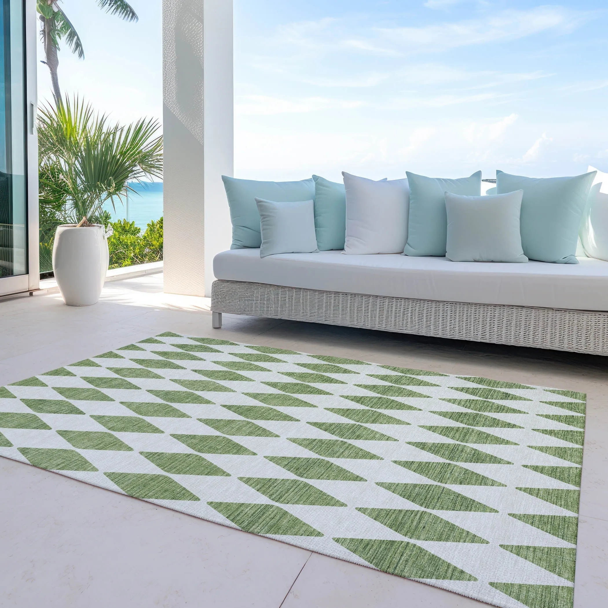 Machine Washable Indoor/ Outdoor Chantille Diamond Argyle Rug