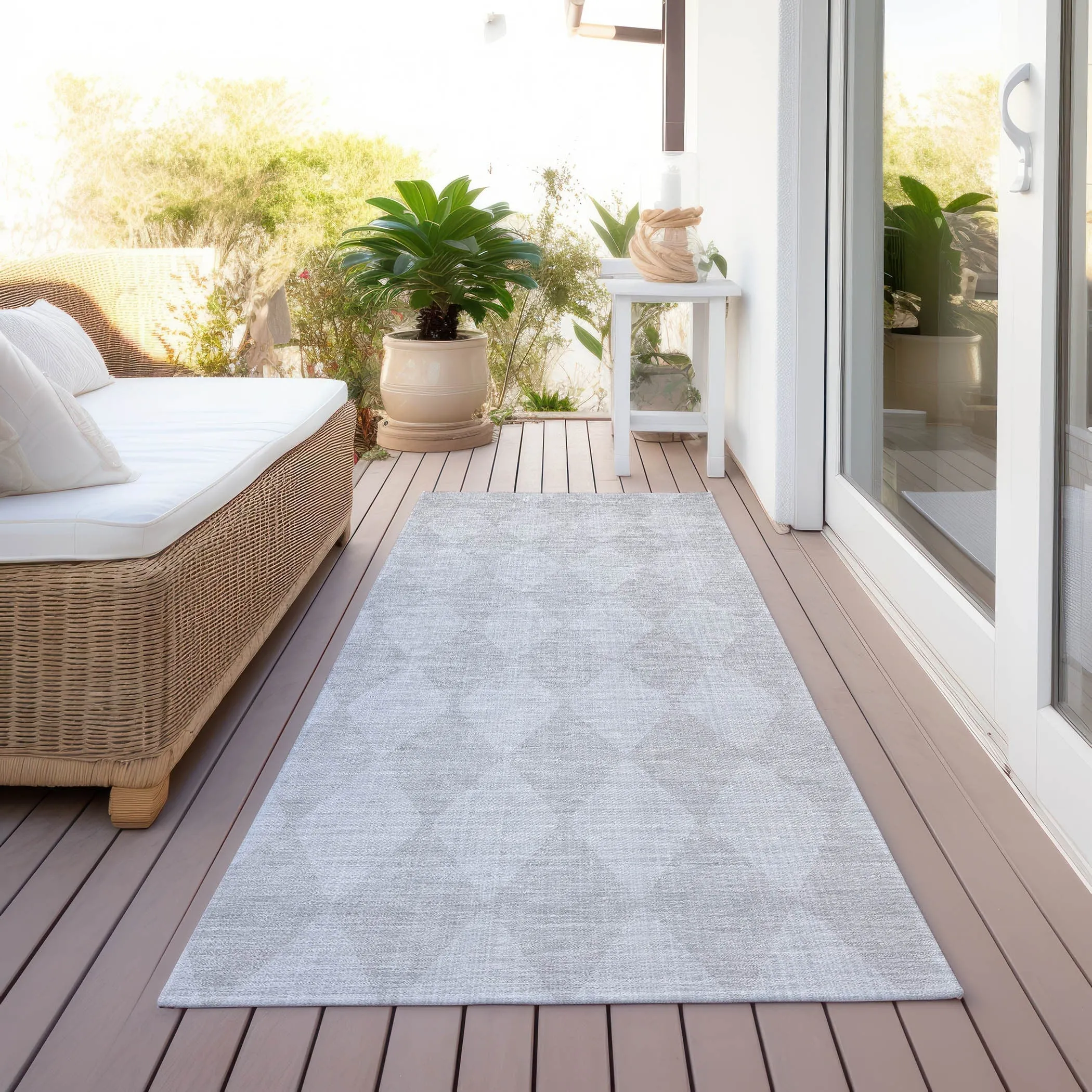Machine Washable Indoor/ Outdoor Chantille Diamond Argyle Rug