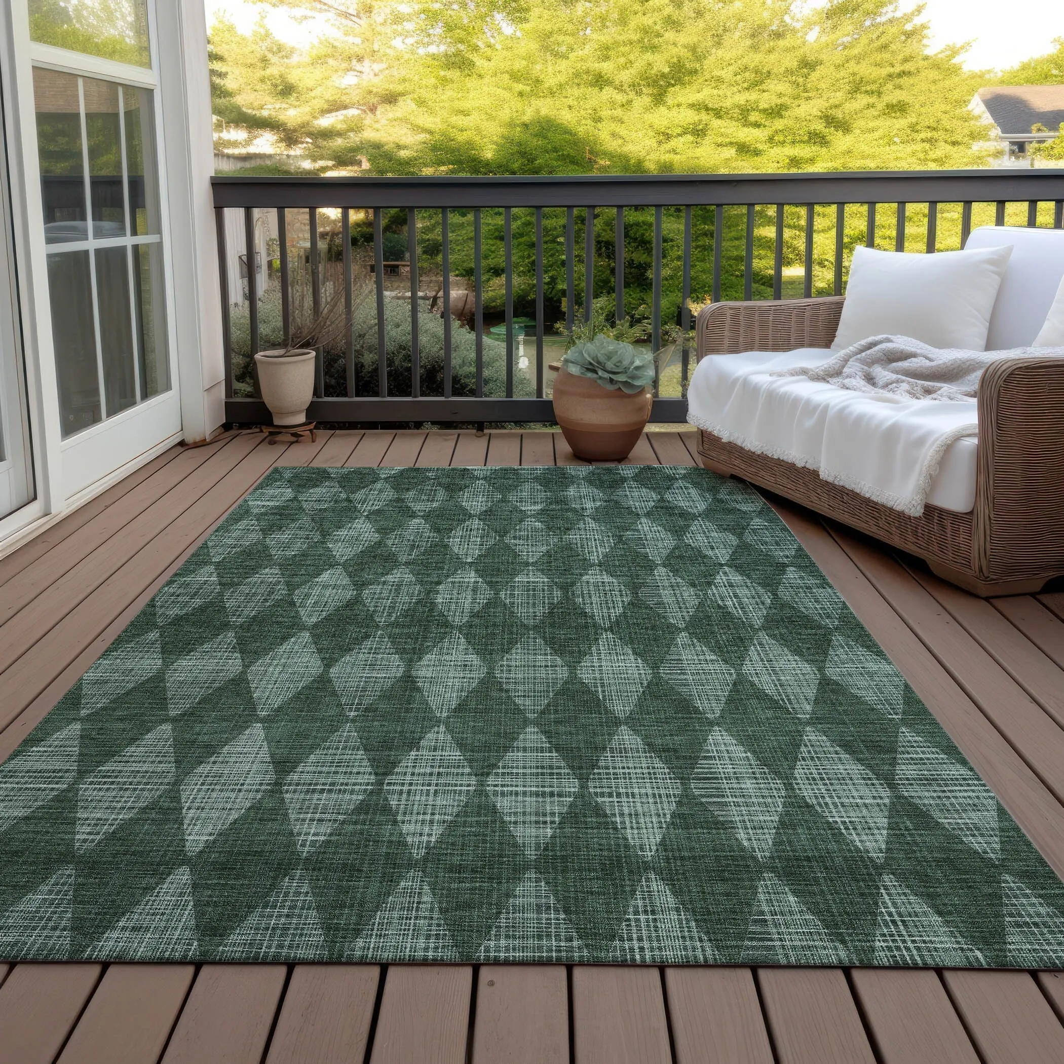 Machine Washable Indoor/ Outdoor Chantille Diamond Argyle Rug