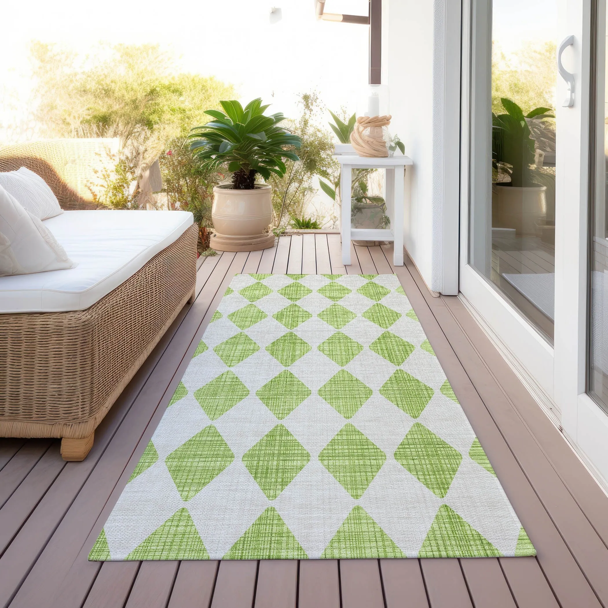 Machine Washable Indoor/ Outdoor Chantille Diamond Argyle Rug