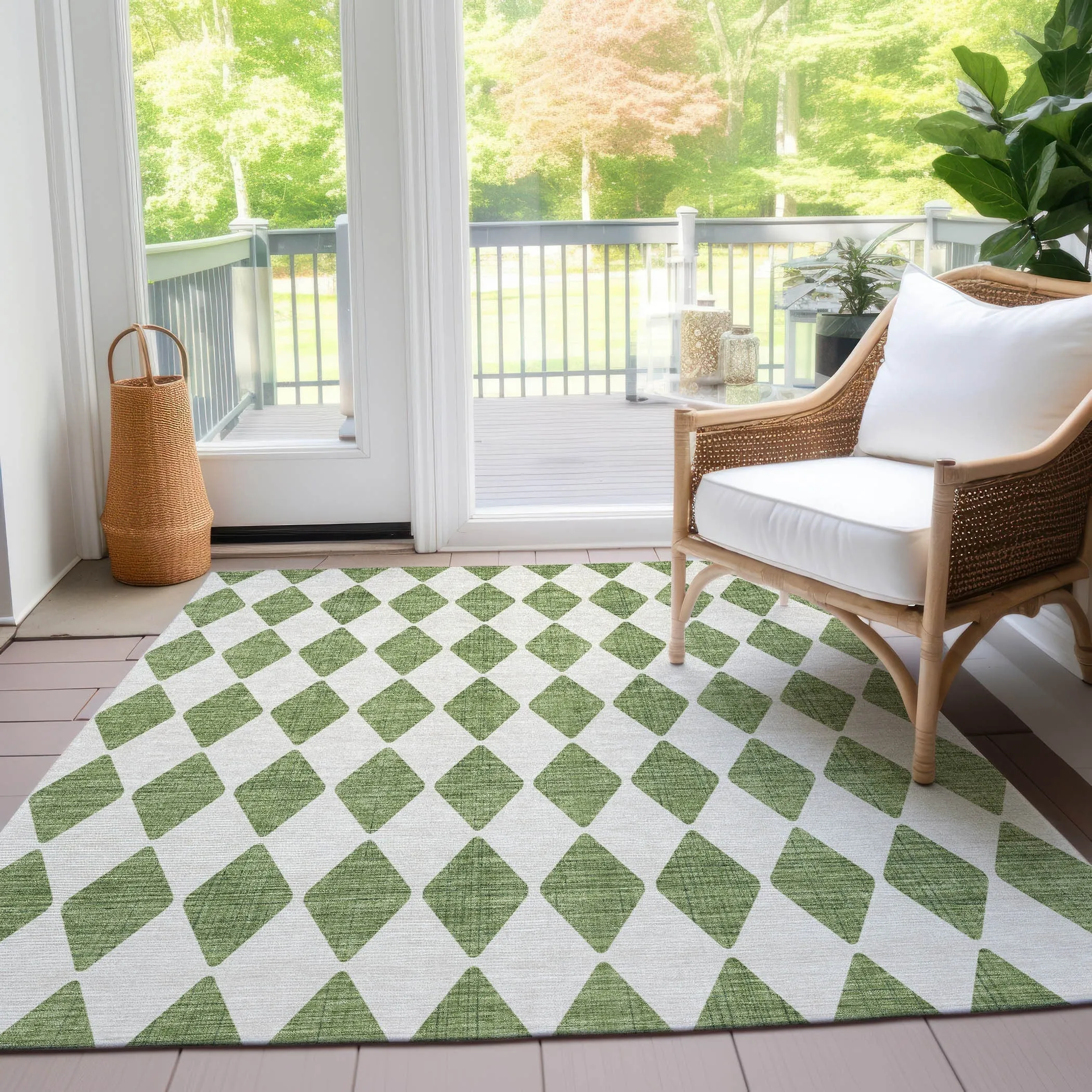 Machine Washable Indoor/ Outdoor Chantille Diamond Argyle Rug