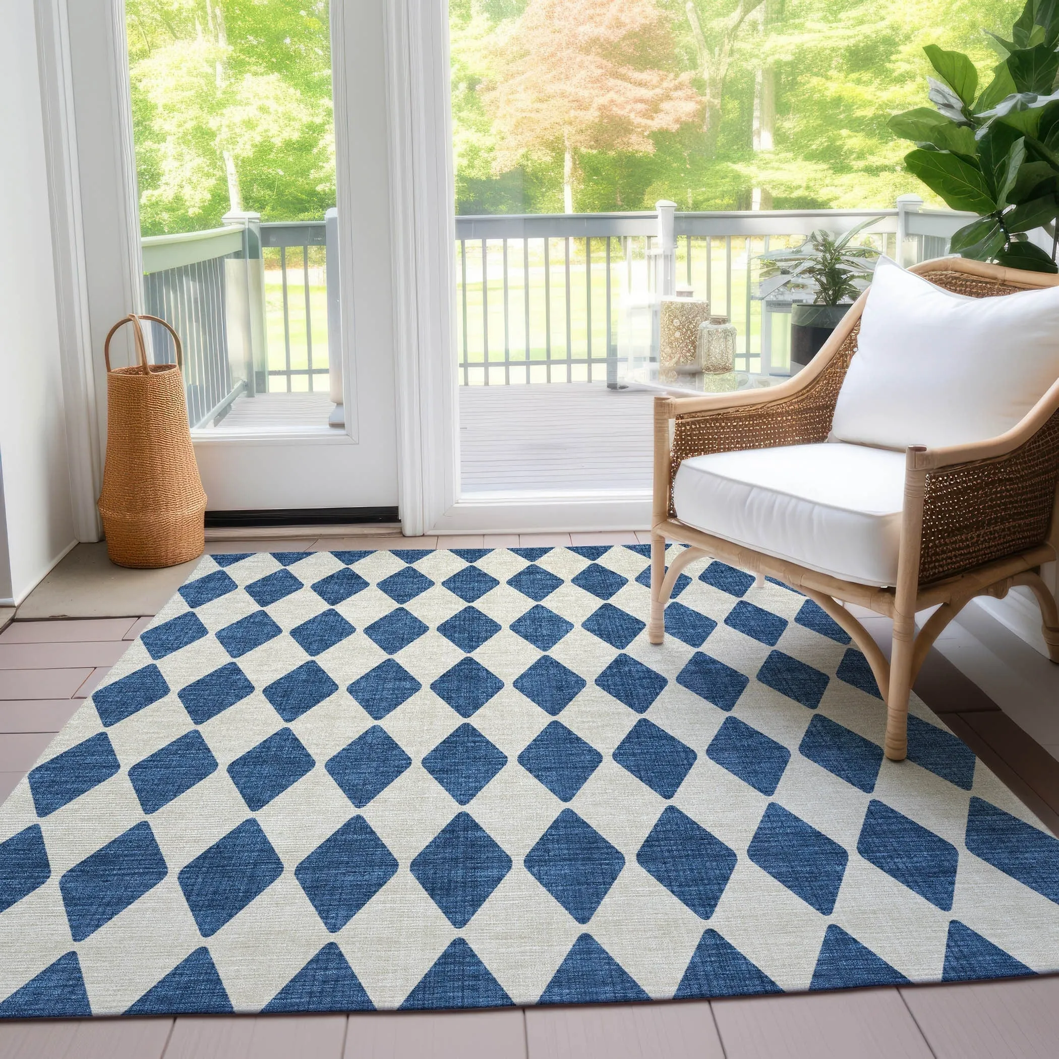 Machine Washable Indoor/ Outdoor Chantille Diamond Argyle Rug