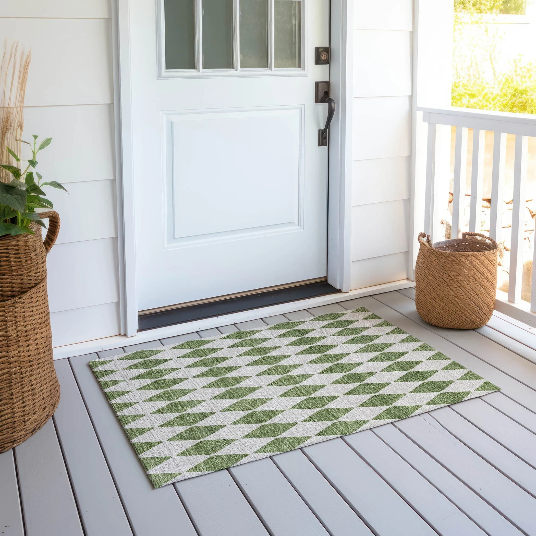 Machine Washable Indoor/ Outdoor Chantille Diamond Argyle Rug