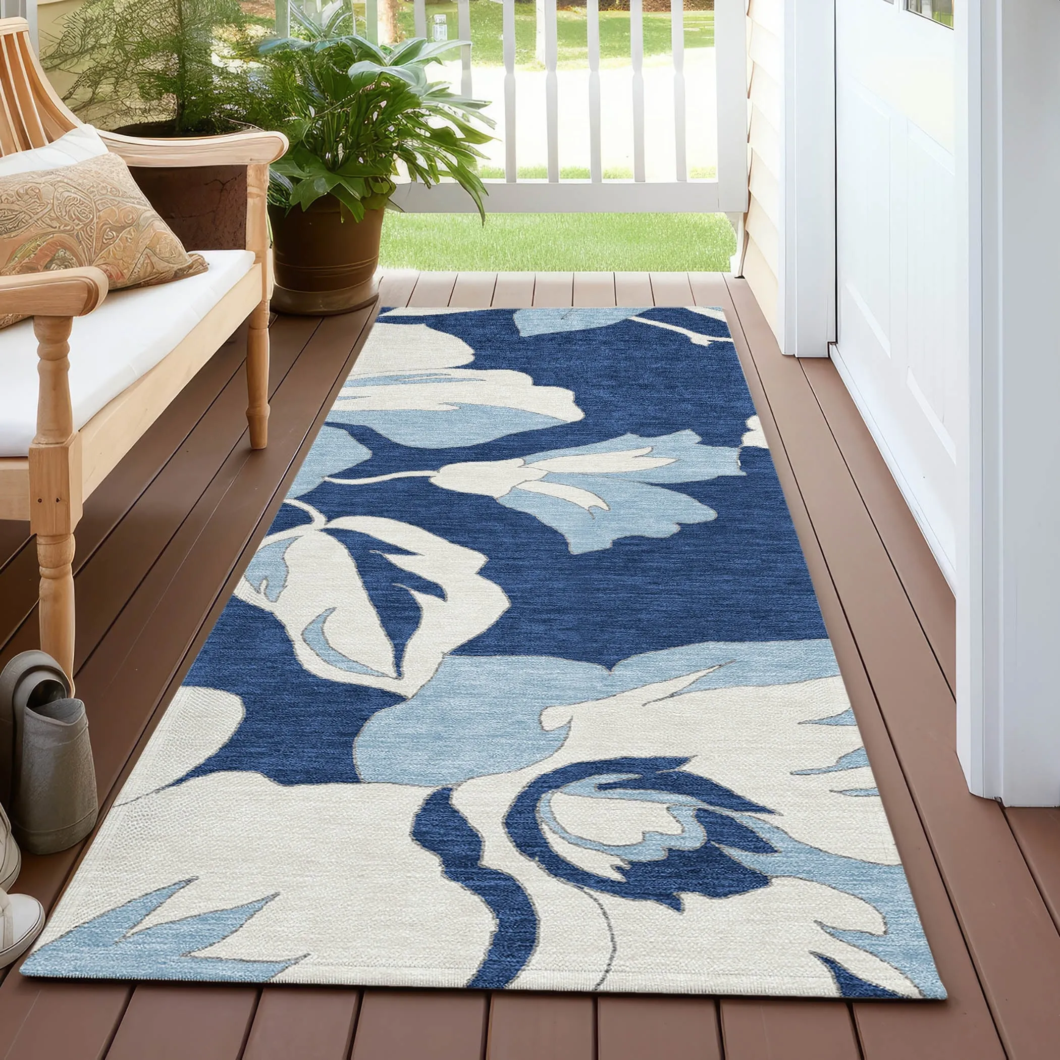 Machine Washable Indoor/ Outdoor Chantille Floral Rug