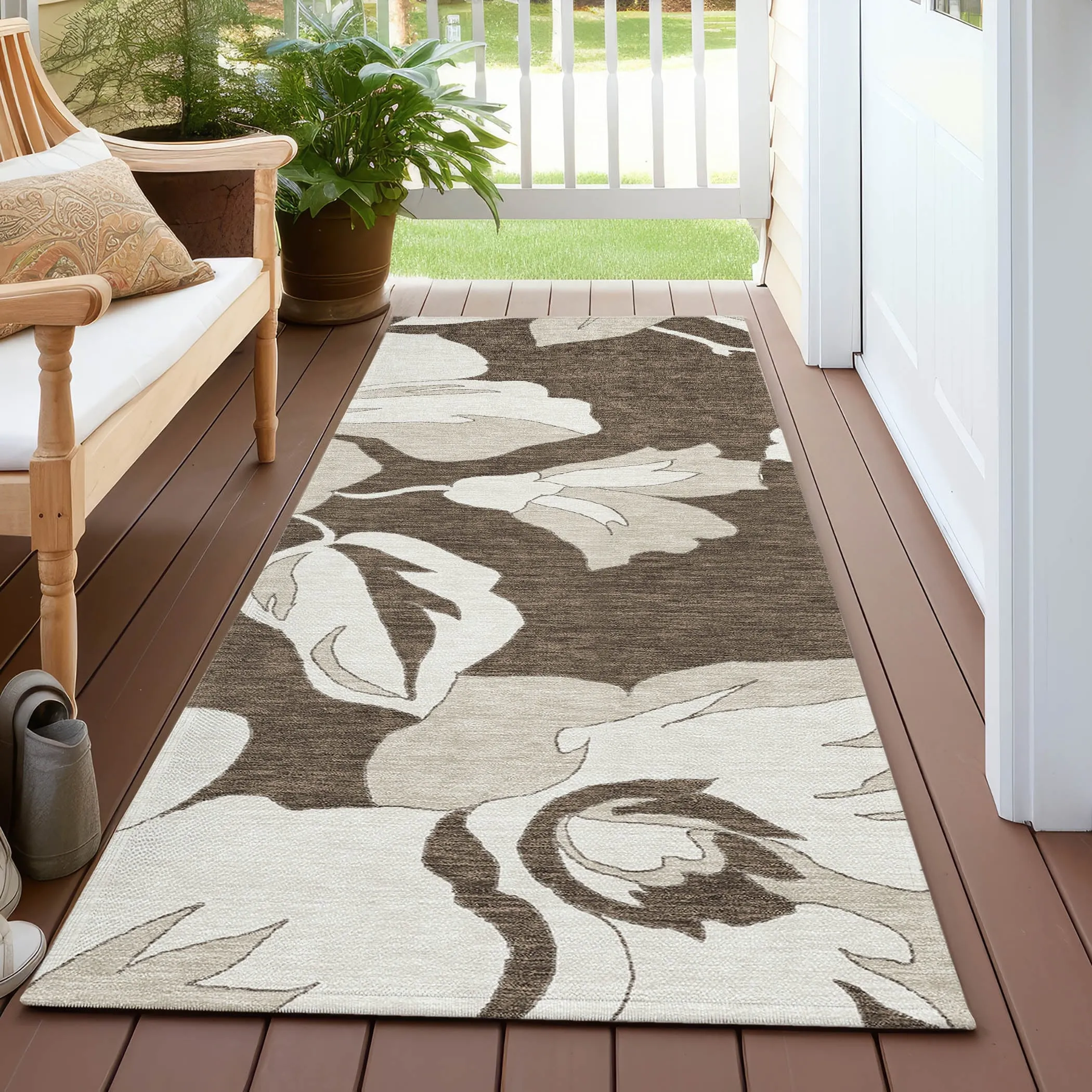 Machine Washable Indoor/ Outdoor Chantille Floral Rug