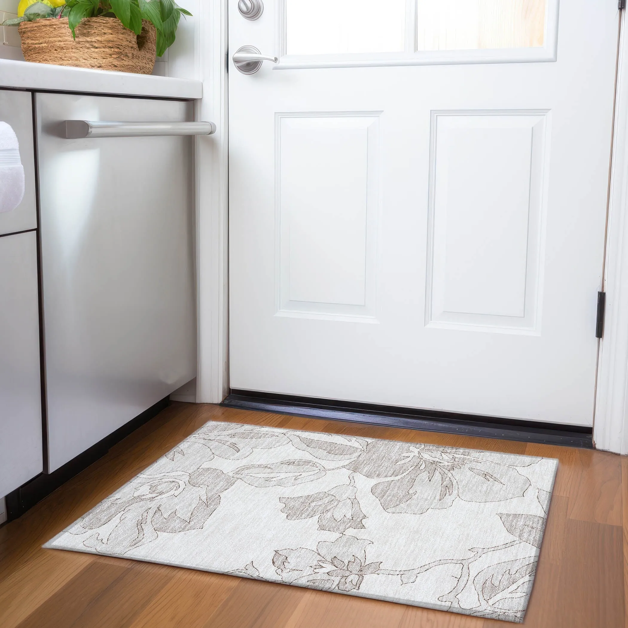 Machine Washable Indoor/ Outdoor Chantille Floral Rug