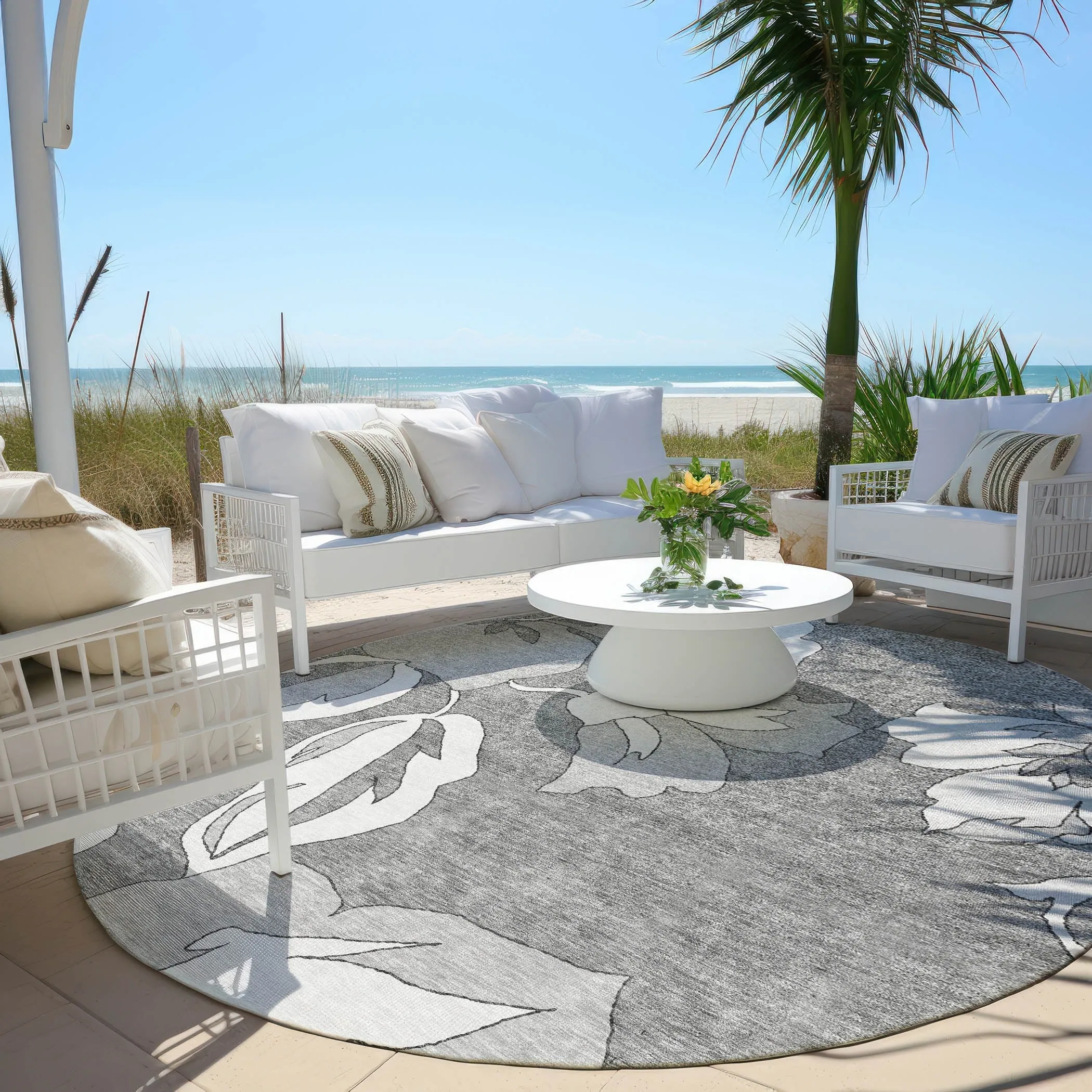 Machine Washable Indoor/ Outdoor Chantille Floral Rug