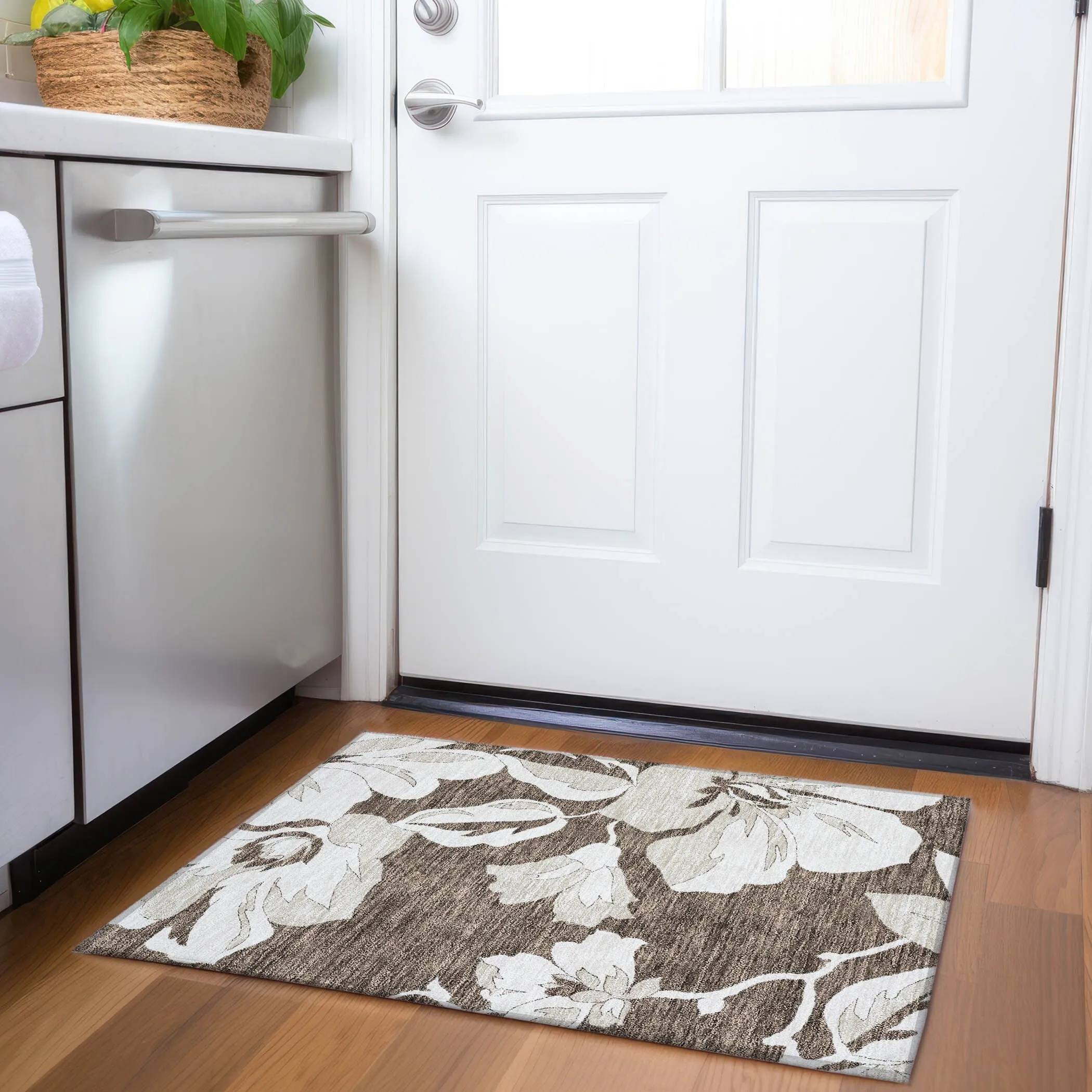 Machine Washable Indoor/ Outdoor Chantille Floral Rug
