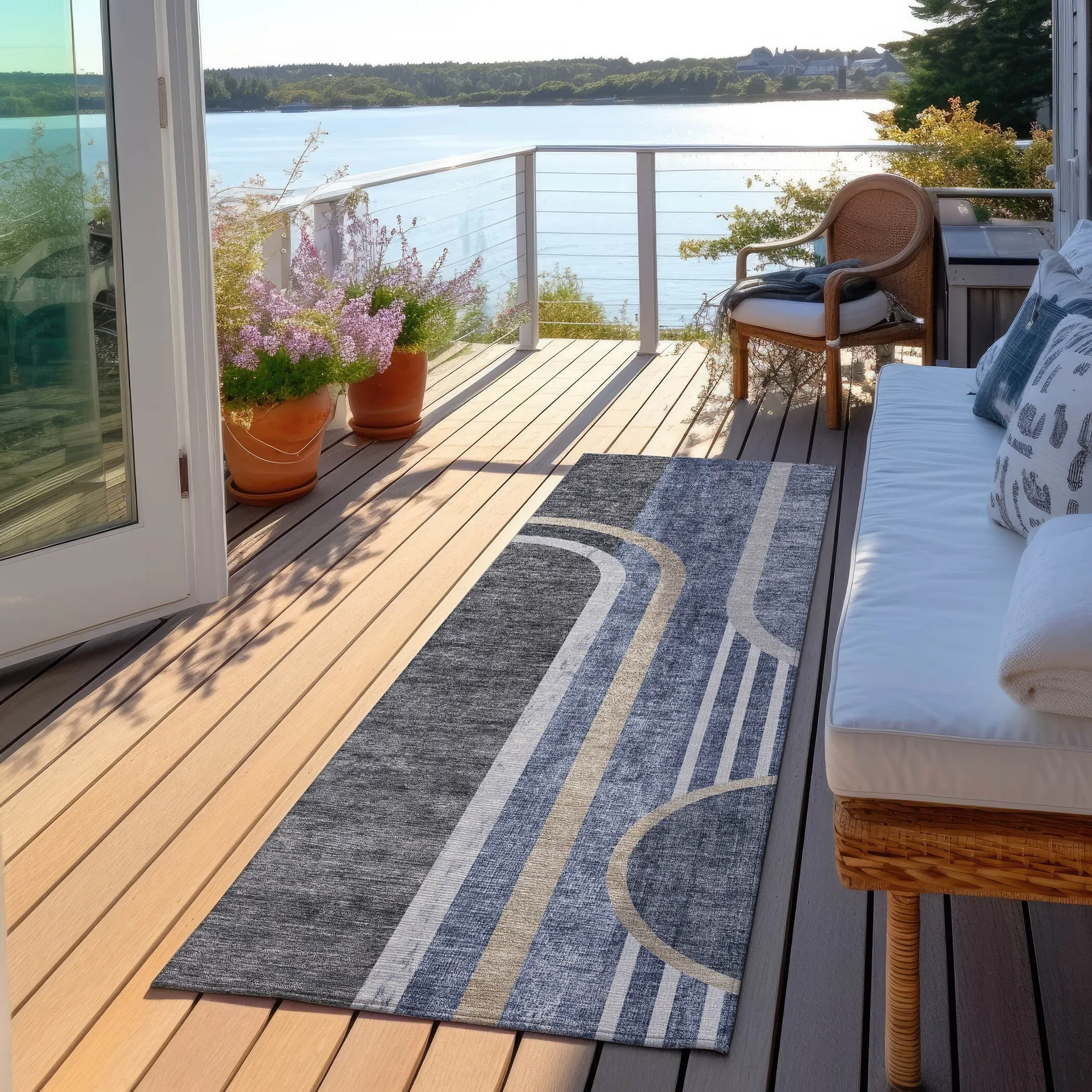 Machine Washable Indoor/ Outdoor Chantille Mid Century Modern Rug