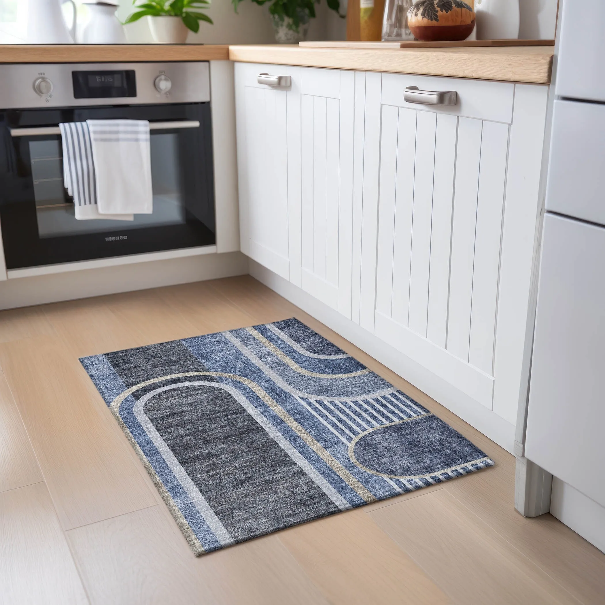 Machine Washable Indoor/ Outdoor Chantille Mid Century Modern Rug