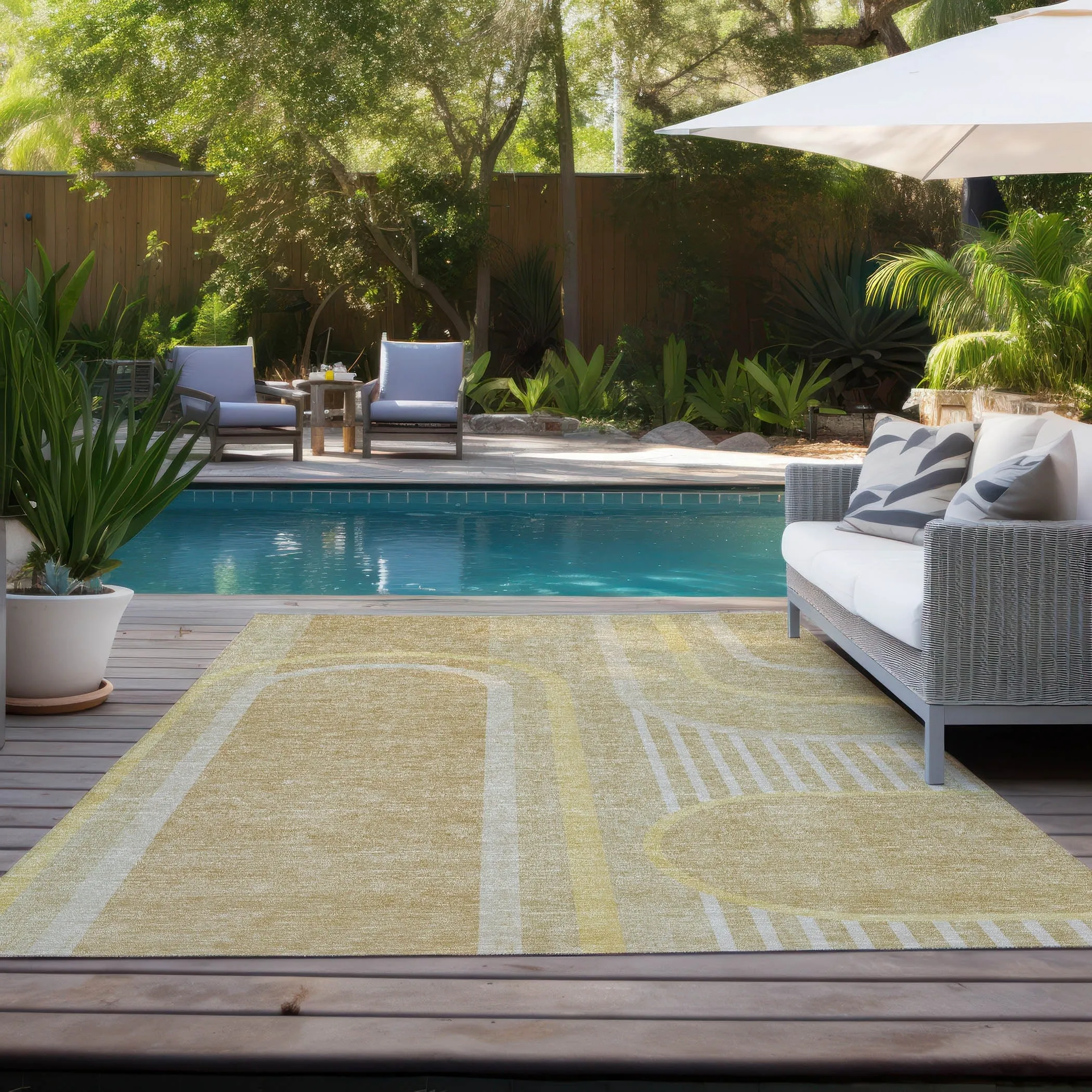 Machine Washable Indoor/ Outdoor Chantille Mid Century Modern Rug