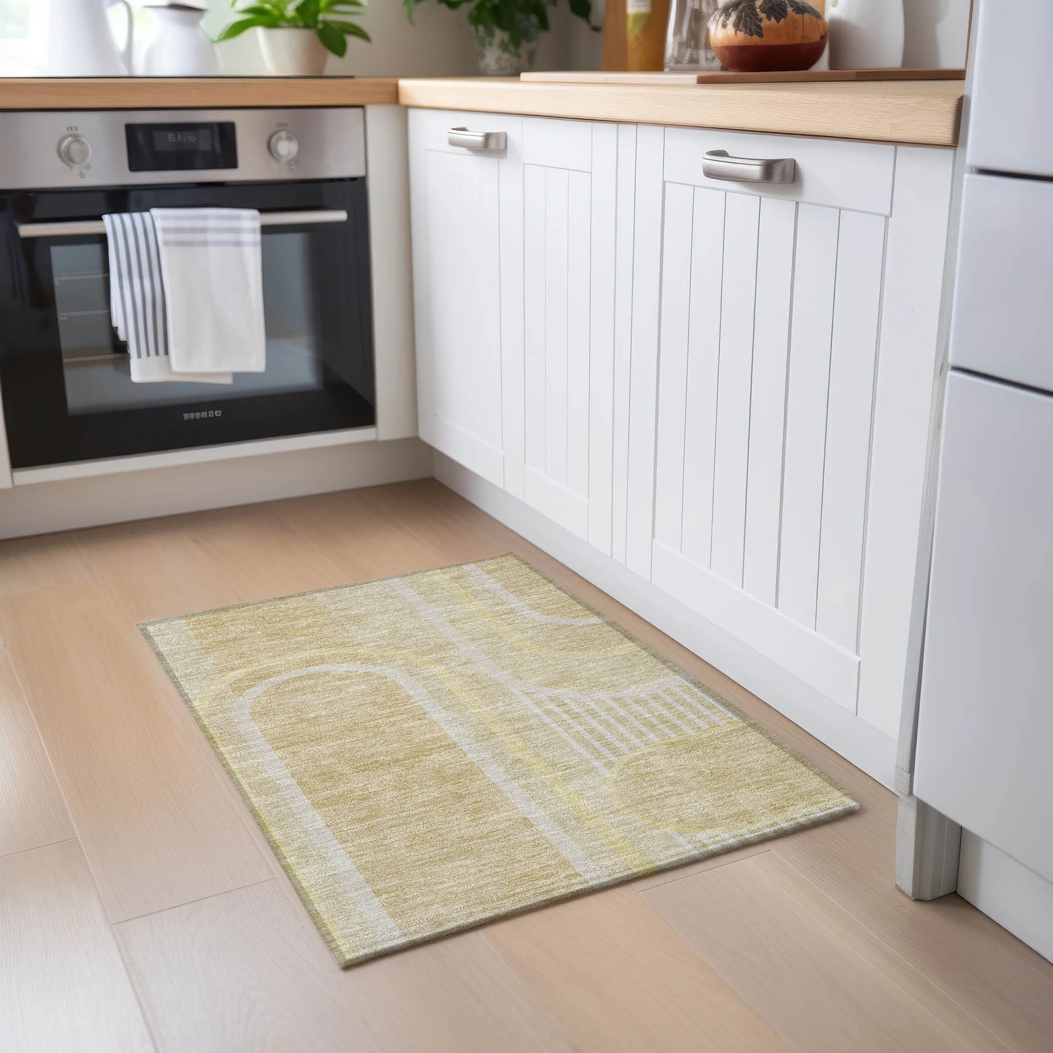 Machine Washable Indoor/ Outdoor Chantille Mid Century Modern Rug