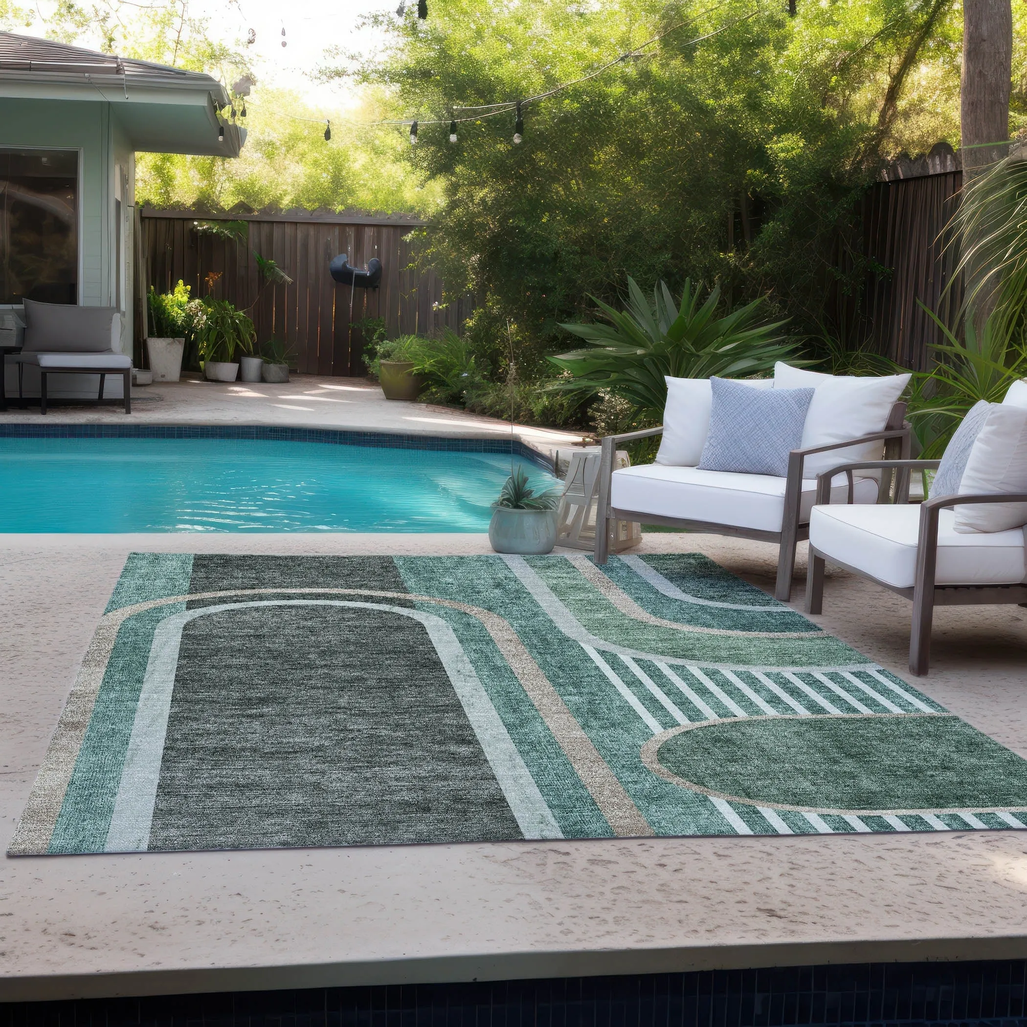 Machine Washable Indoor/ Outdoor Chantille Mid Century Modern Rug