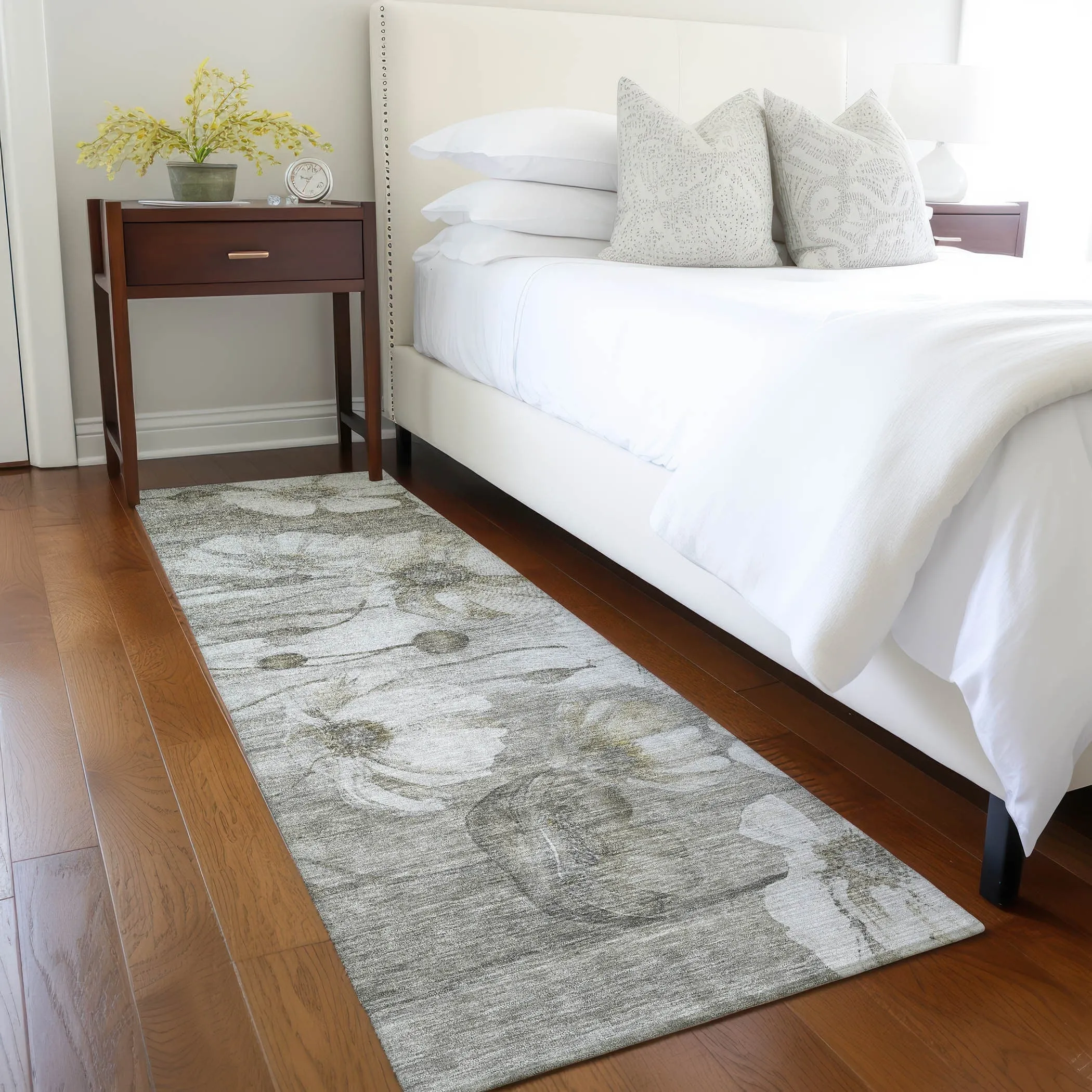 Machine Washable Indoor/ Outdoor Chantille Modern Floral Rug