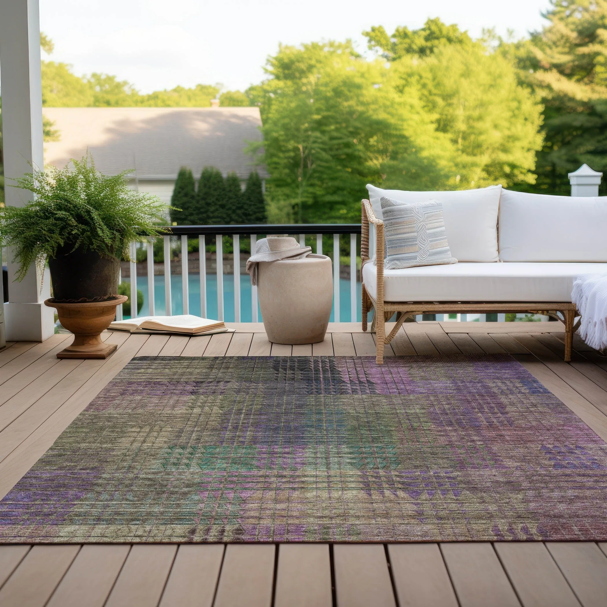 Machine Washable Indoor/ Outdoor Chantille Modern Kaleidoscope Rug