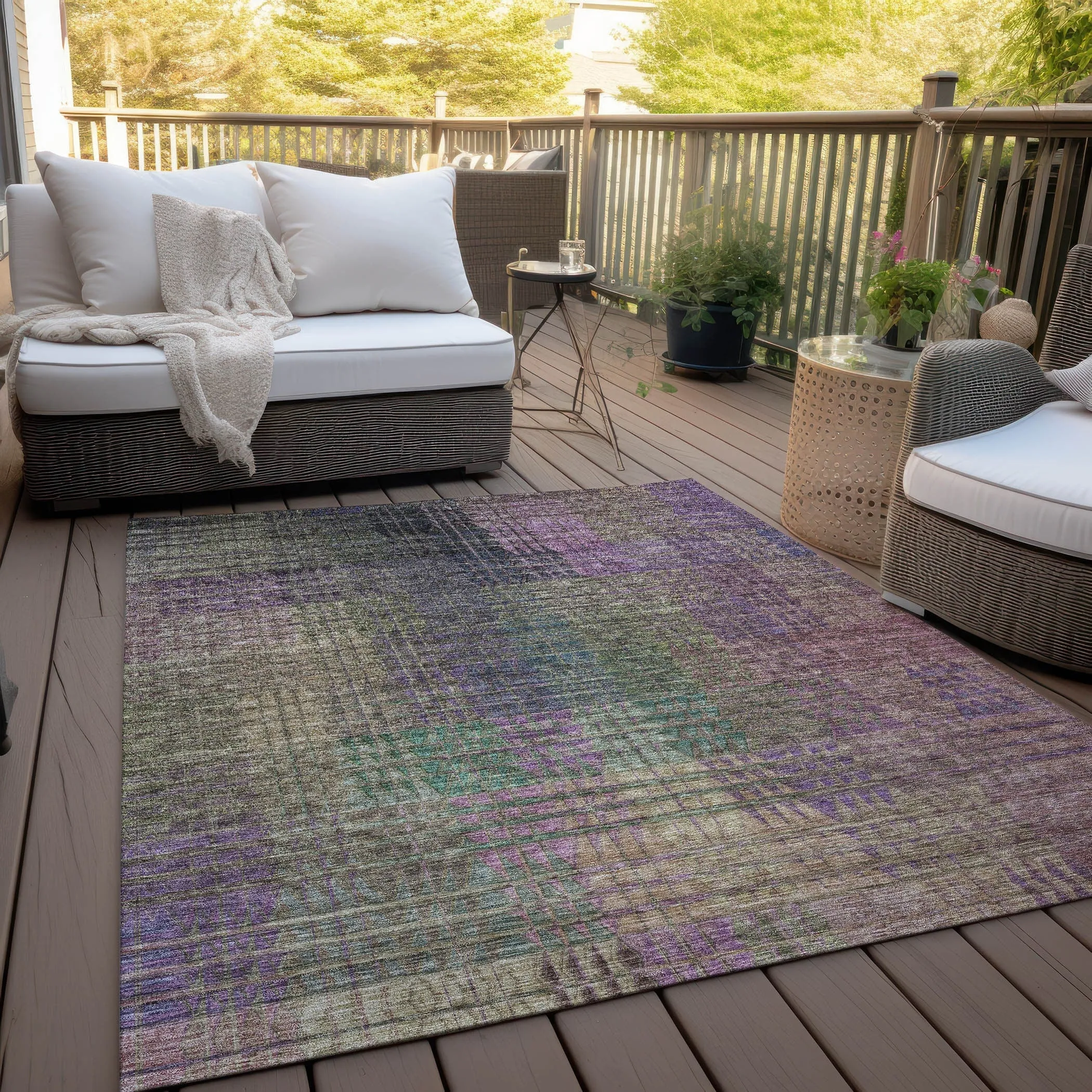 Machine Washable Indoor/ Outdoor Chantille Modern Kaleidoscope Rug