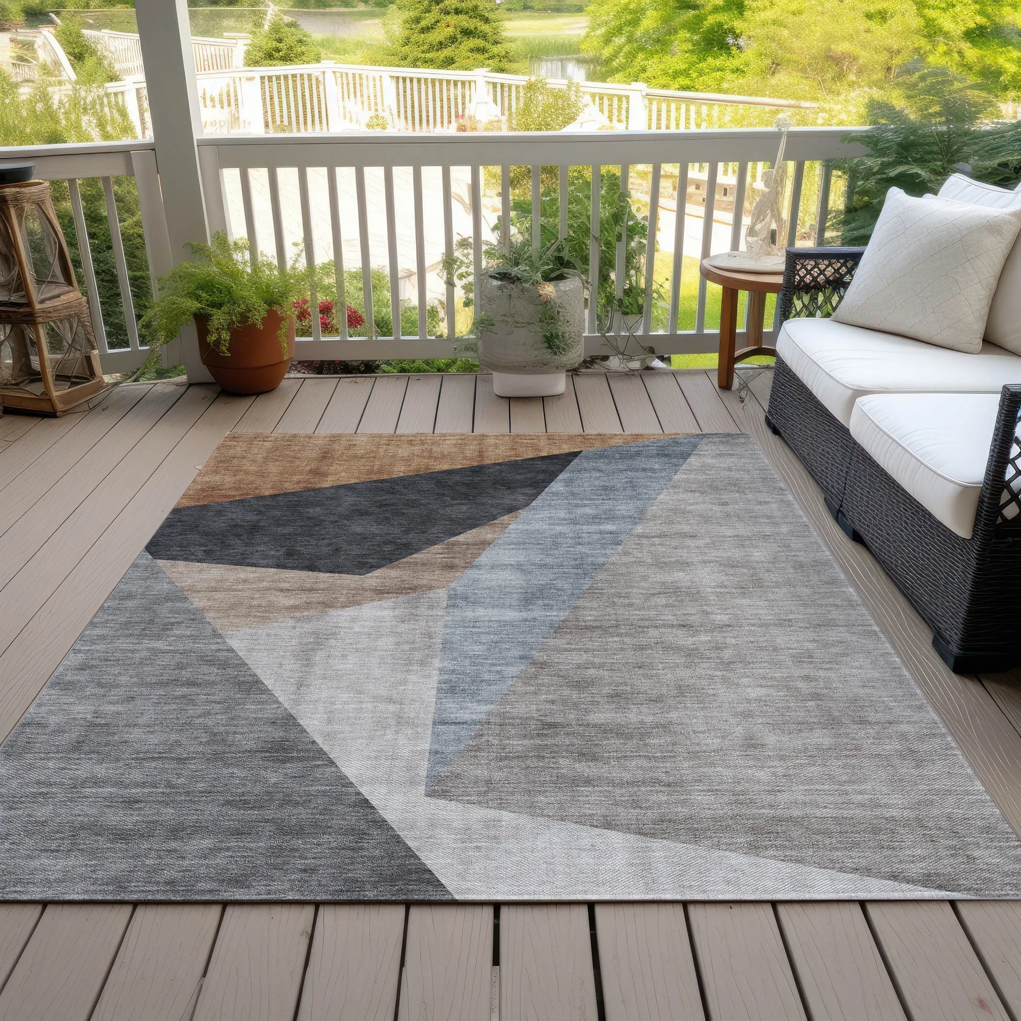 Machine Washable Indoor/ Outdoor Chantille Modern Prism Rug