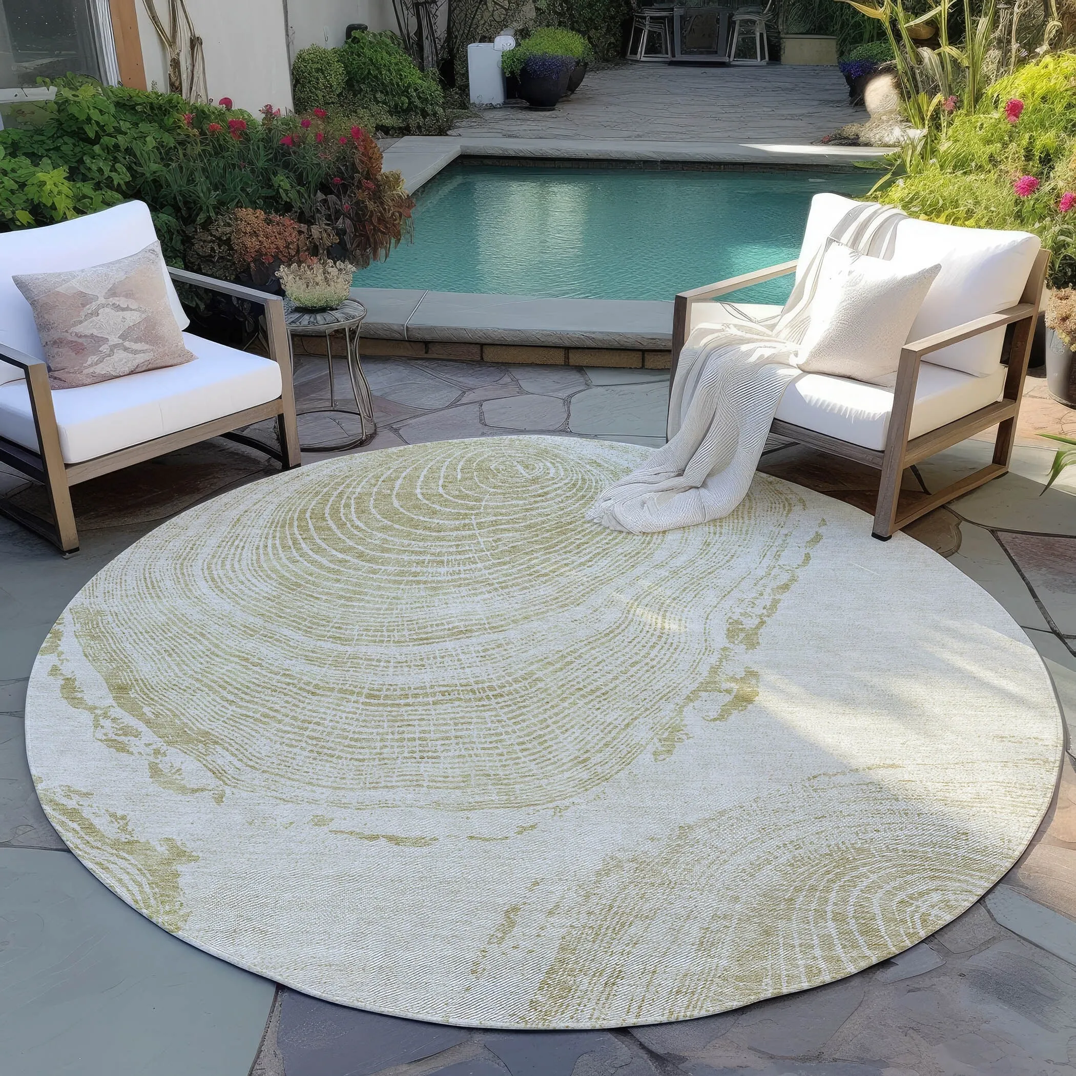 Machine Washable Indoor/ Outdoor Chantille Modern Tree Rug