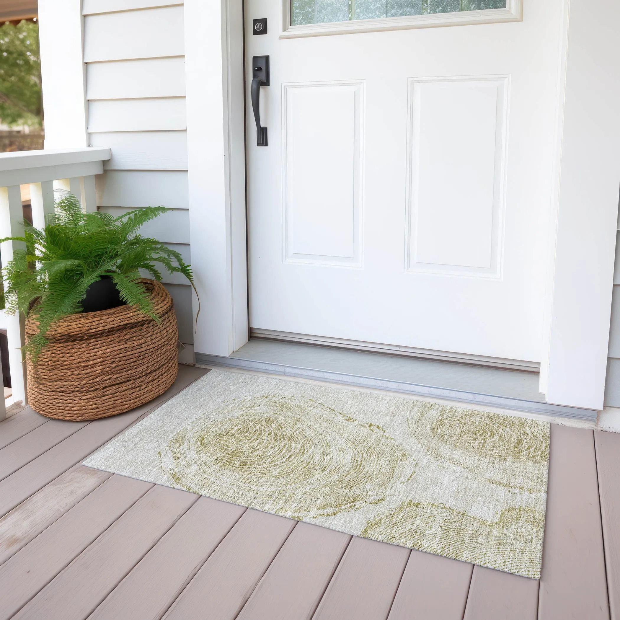 Machine Washable Indoor/ Outdoor Chantille Modern Tree Rug