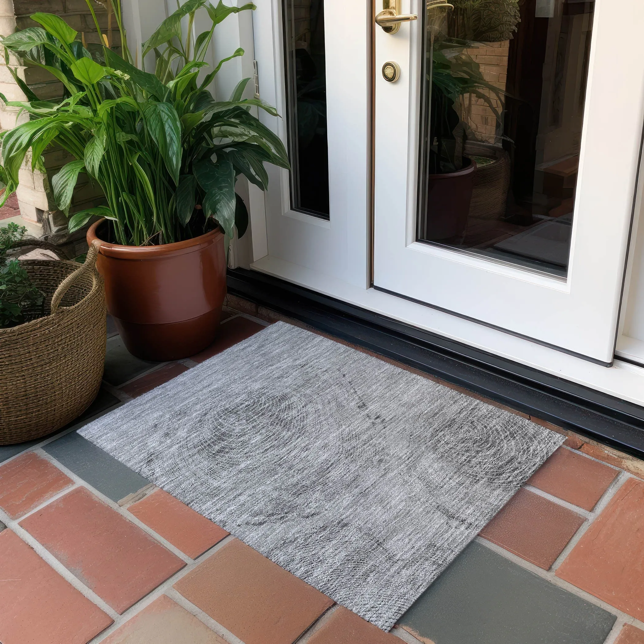 Machine Washable Indoor/ Outdoor Chantille Modern Tree Rug