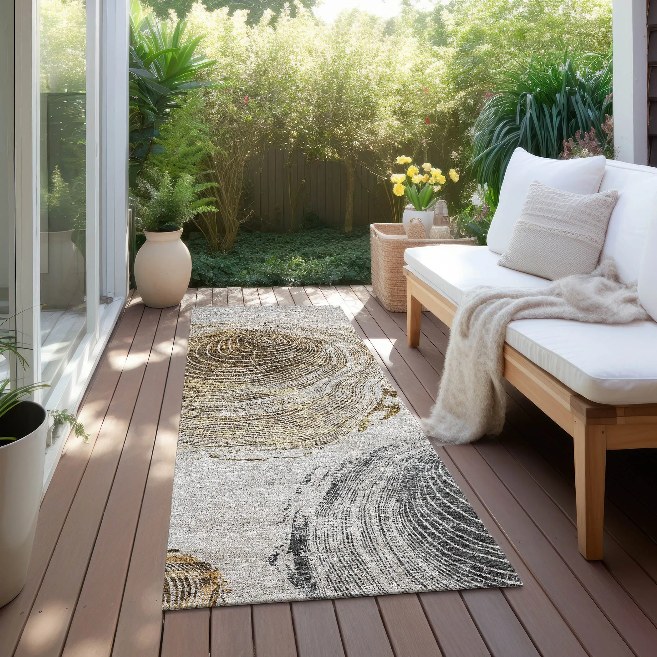Machine Washable Indoor/ Outdoor Chantille Modern Tree Rug