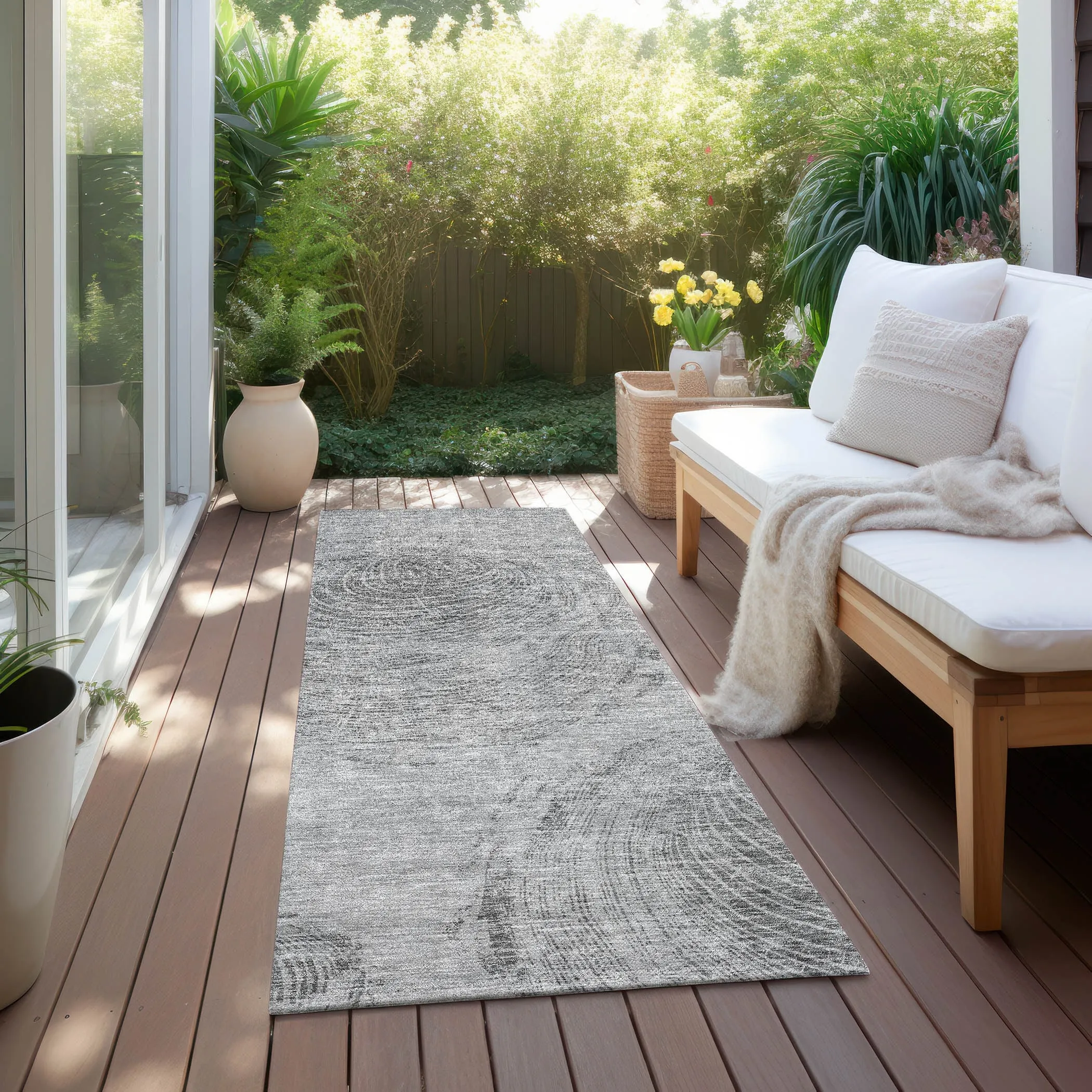 Machine Washable Indoor/ Outdoor Chantille Modern Tree Rug