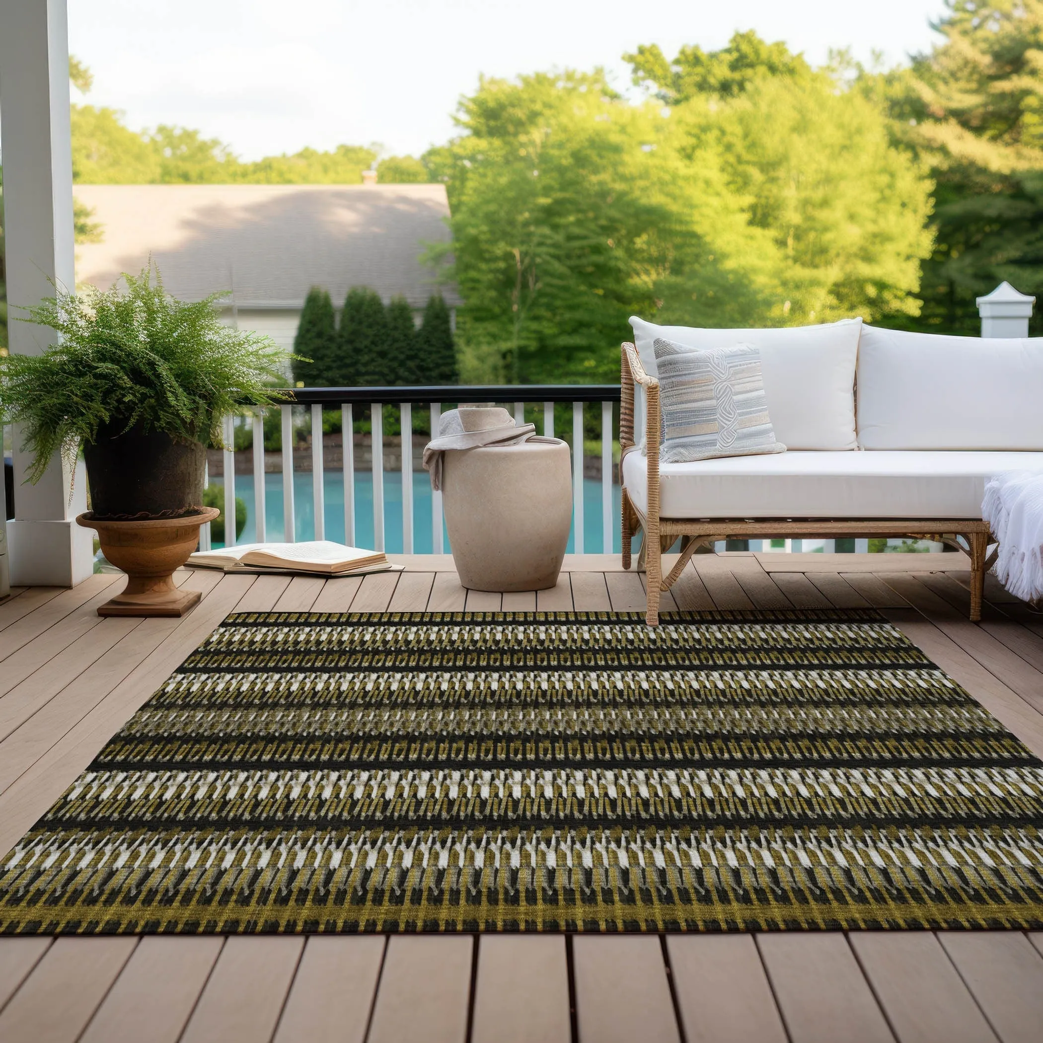 Machine Washable Indoor/ Outdoor Chantille Moroccan Boho Rug