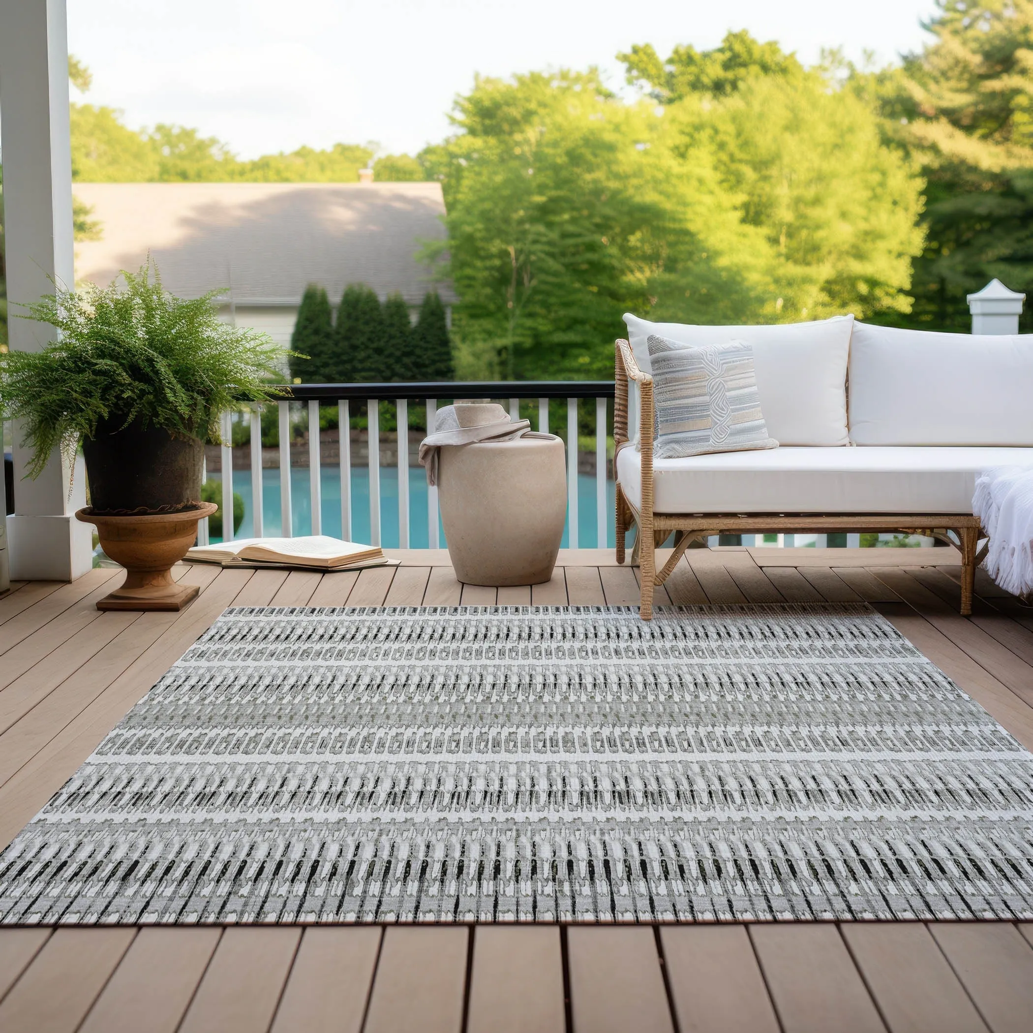 Machine Washable Indoor/ Outdoor Chantille Moroccan Boho Rug