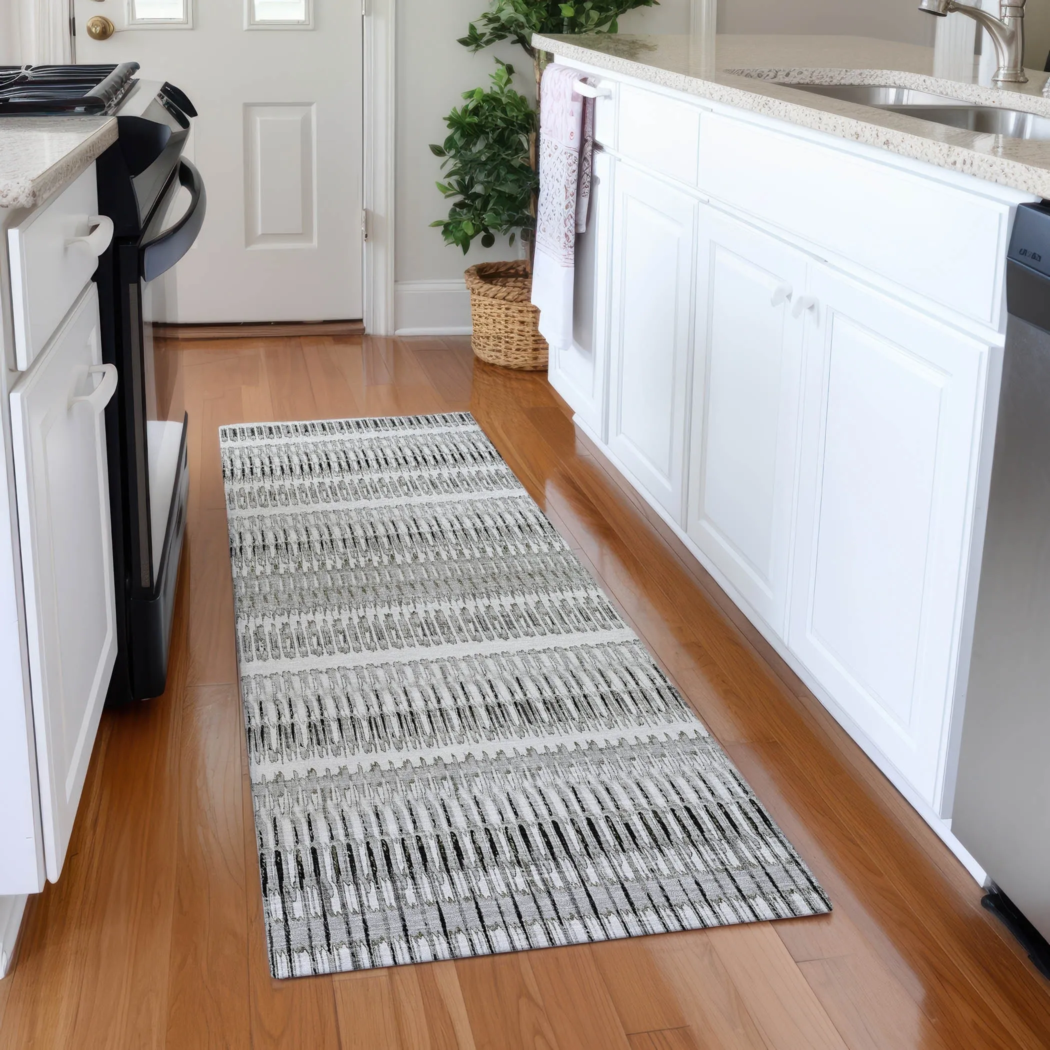 Machine Washable Indoor/ Outdoor Chantille Moroccan Boho Rug
