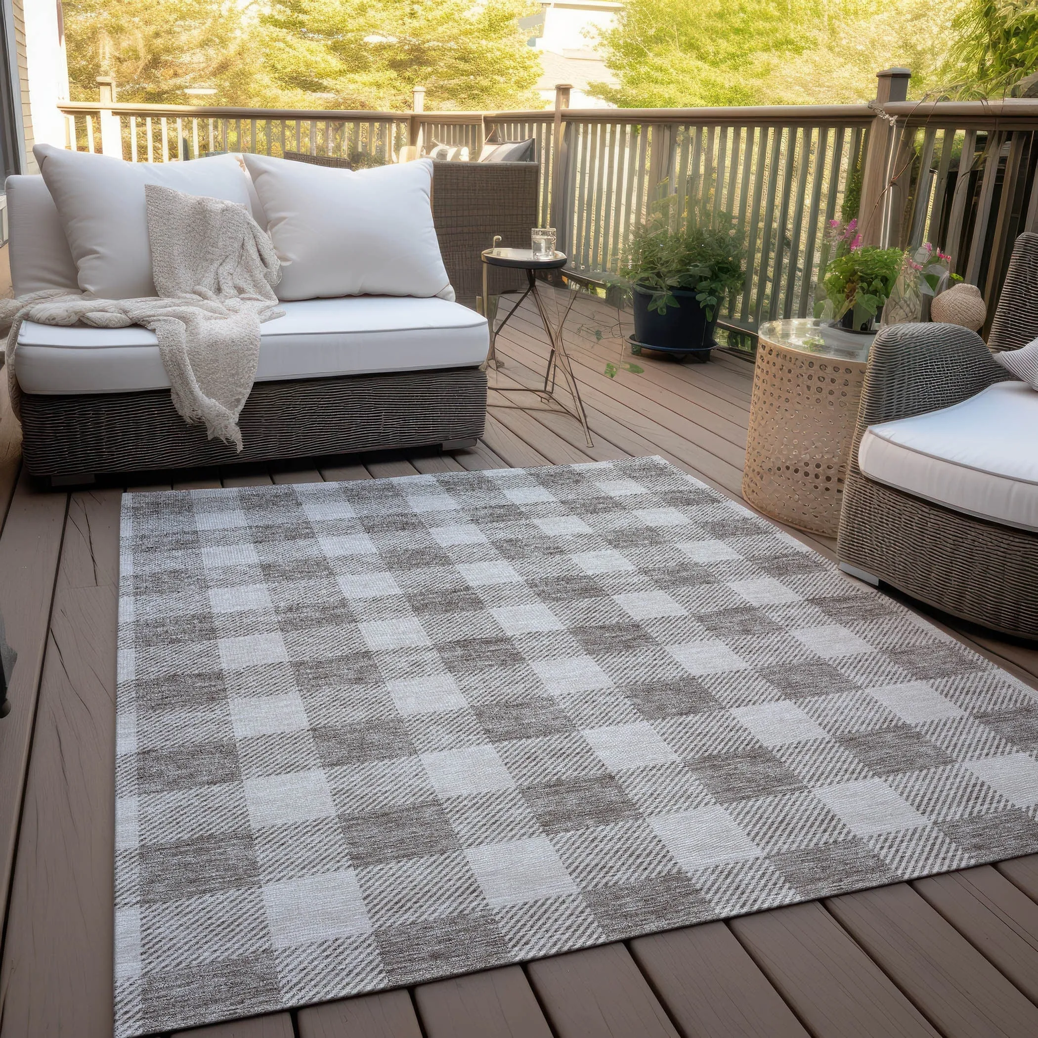 Machine Washable Indoor/ Outdoor Chantille Plaid Rug