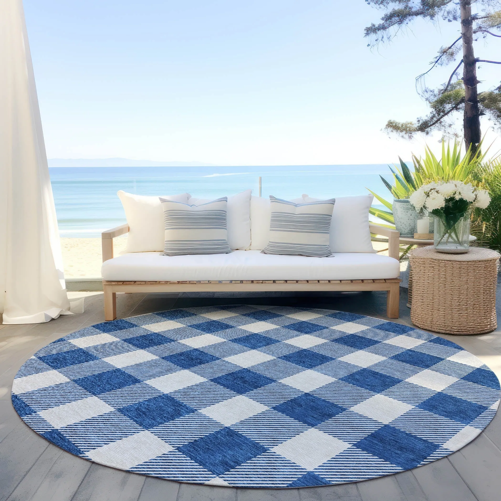 Machine Washable Indoor/ Outdoor Chantille Plaid Rug