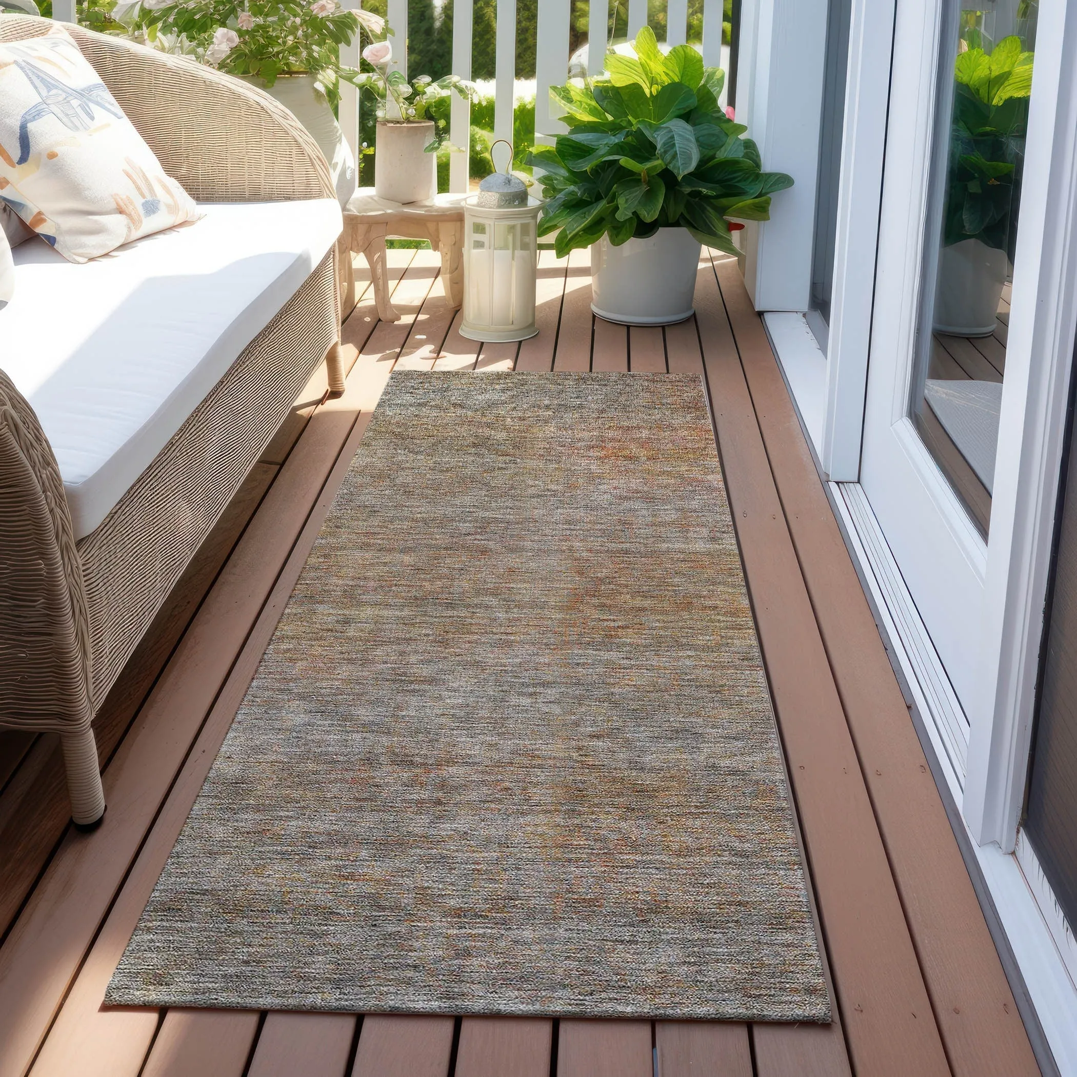 Machine Washable Indoor/ Outdoor Chantille Solid Ombre Rug