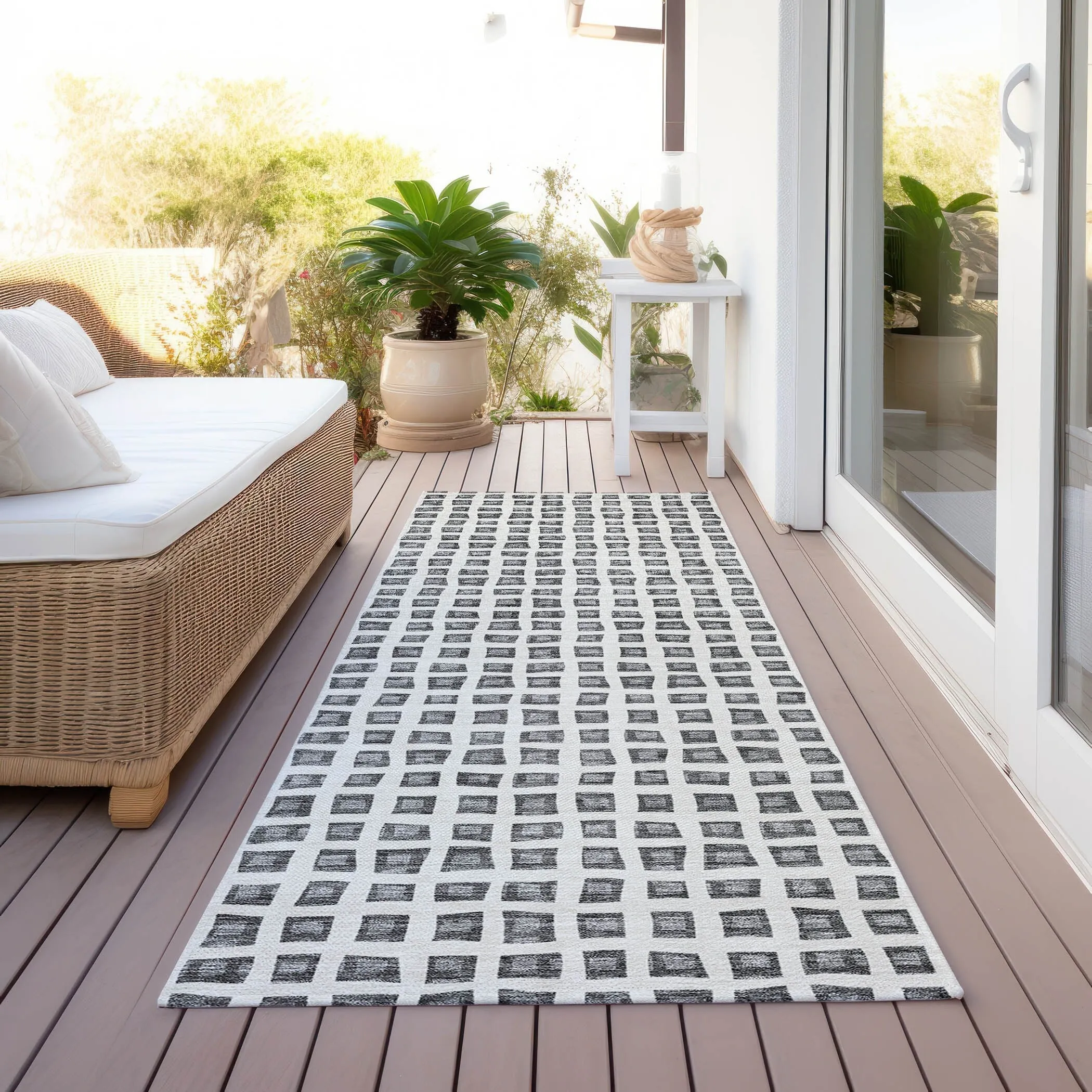 Machine Washable Indoor/ Outdoor Chantille Squares Rug