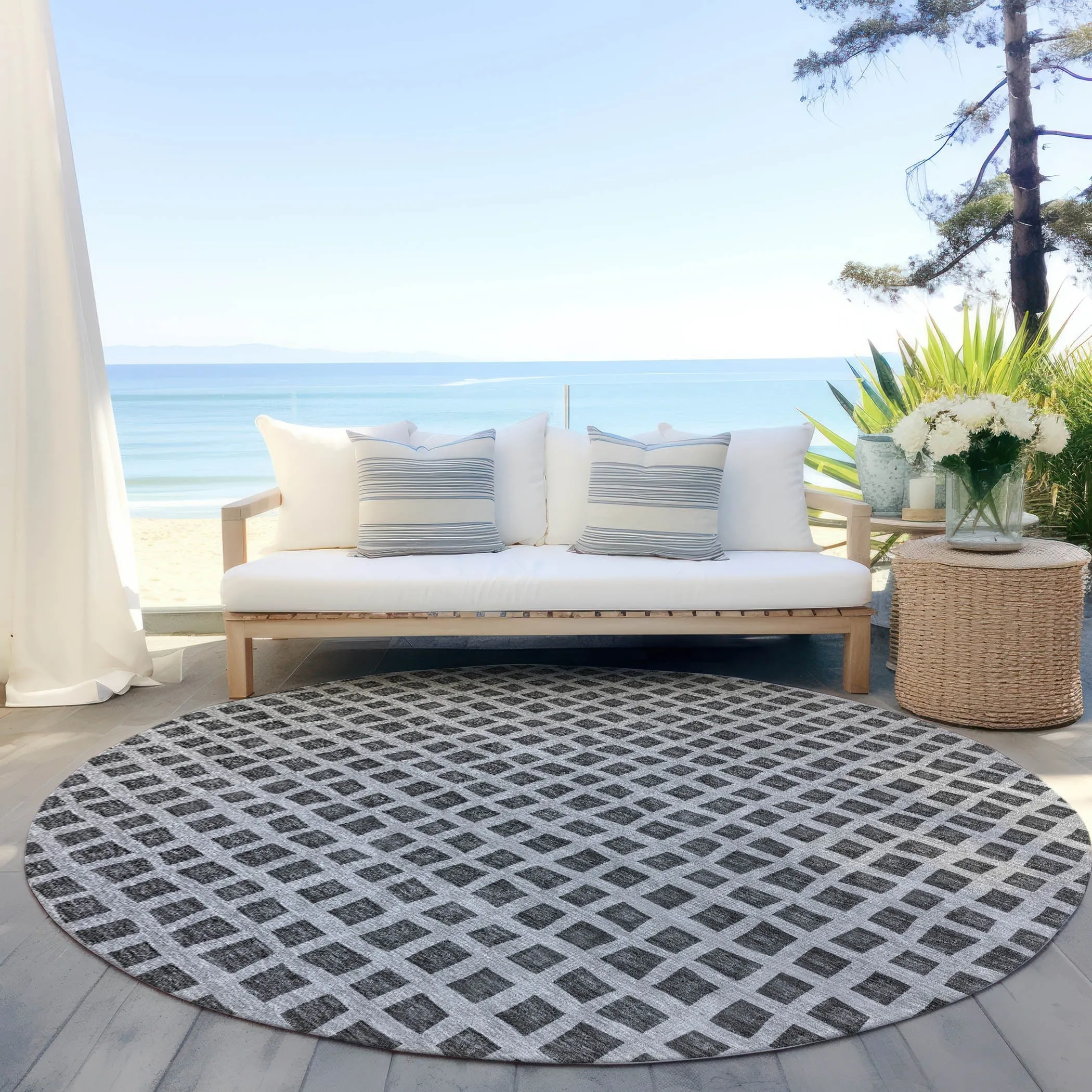 Machine Washable Indoor/ Outdoor Chantille Squares Rug