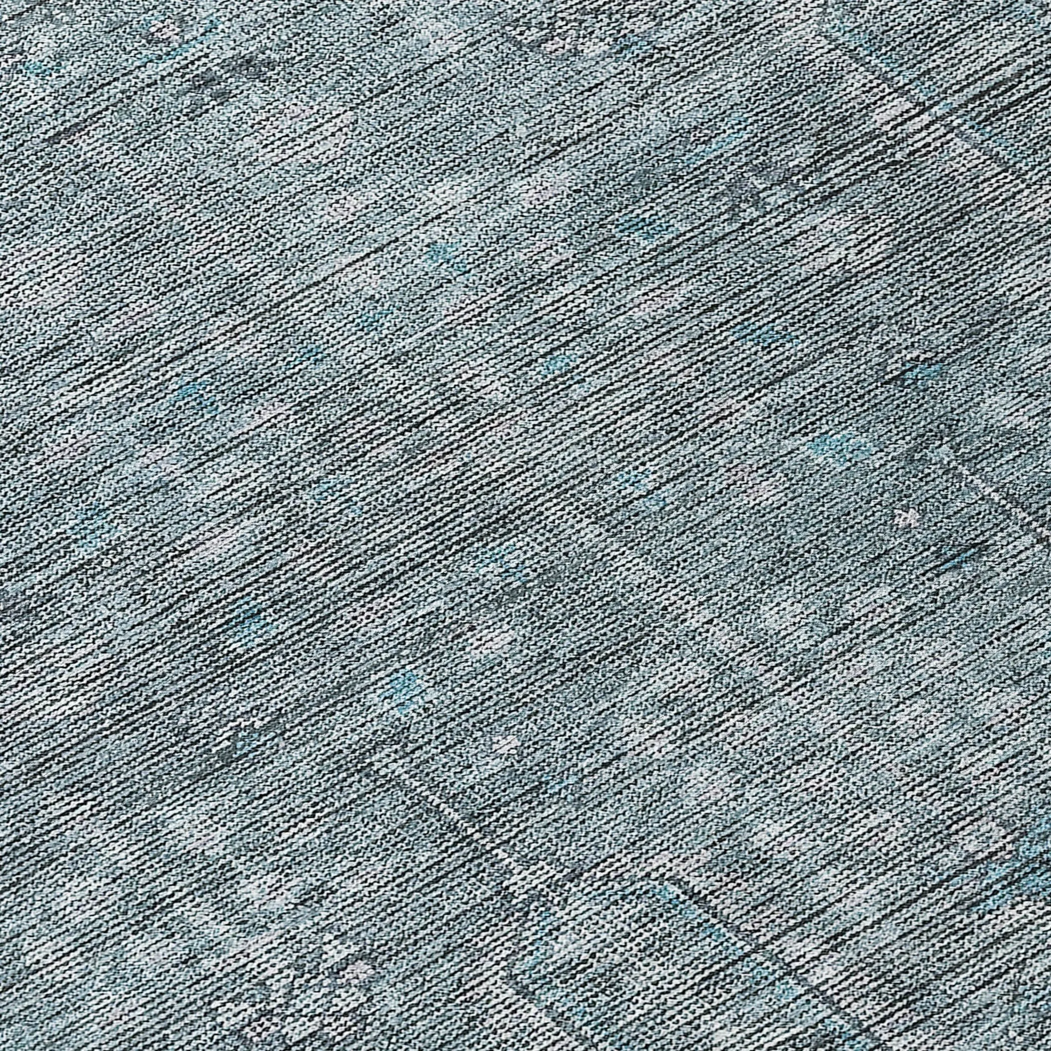 Machine Washable Indoor/ Outdoor Chantille Traditional Distressed Rug