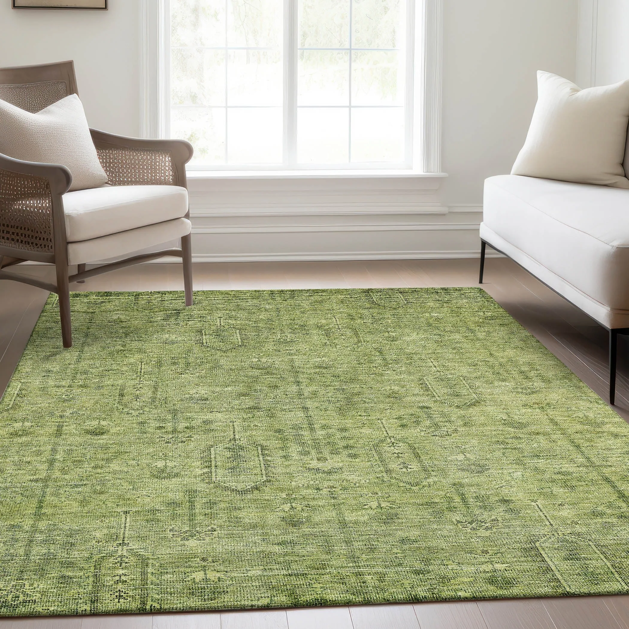 Machine Washable Indoor/ Outdoor Chantille Traditional Distressed Rug