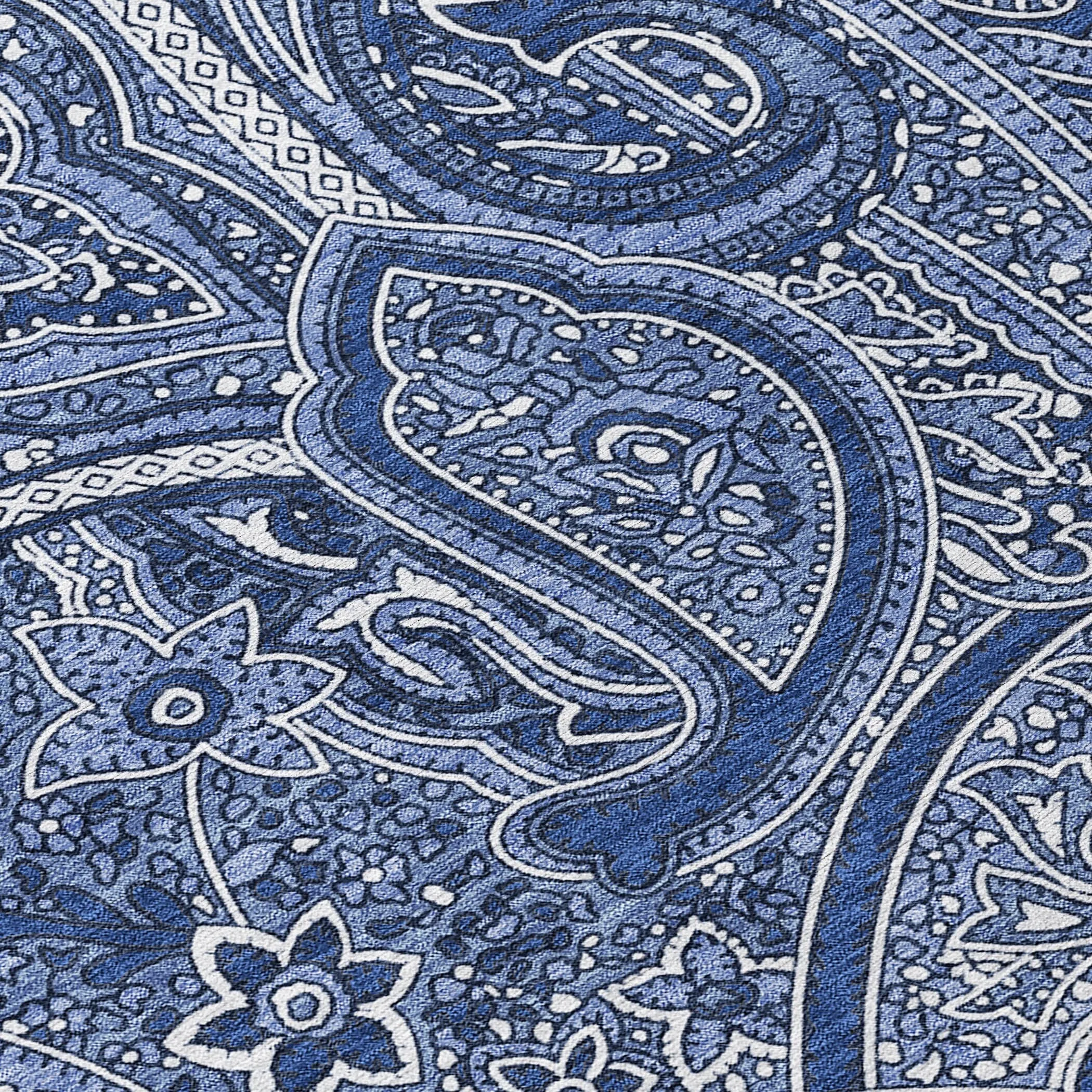 Machine Washable Indoor/ Outdoor Chantille Traditional Paisley Rug