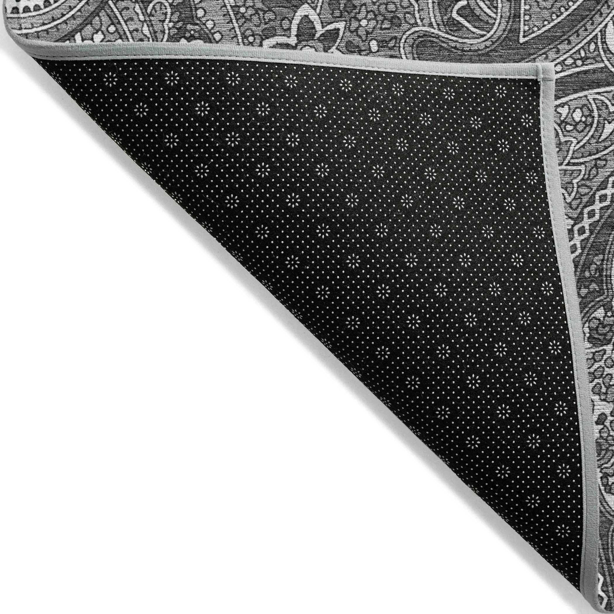 Machine Washable Indoor/ Outdoor Chantille Traditional Paisley Rug