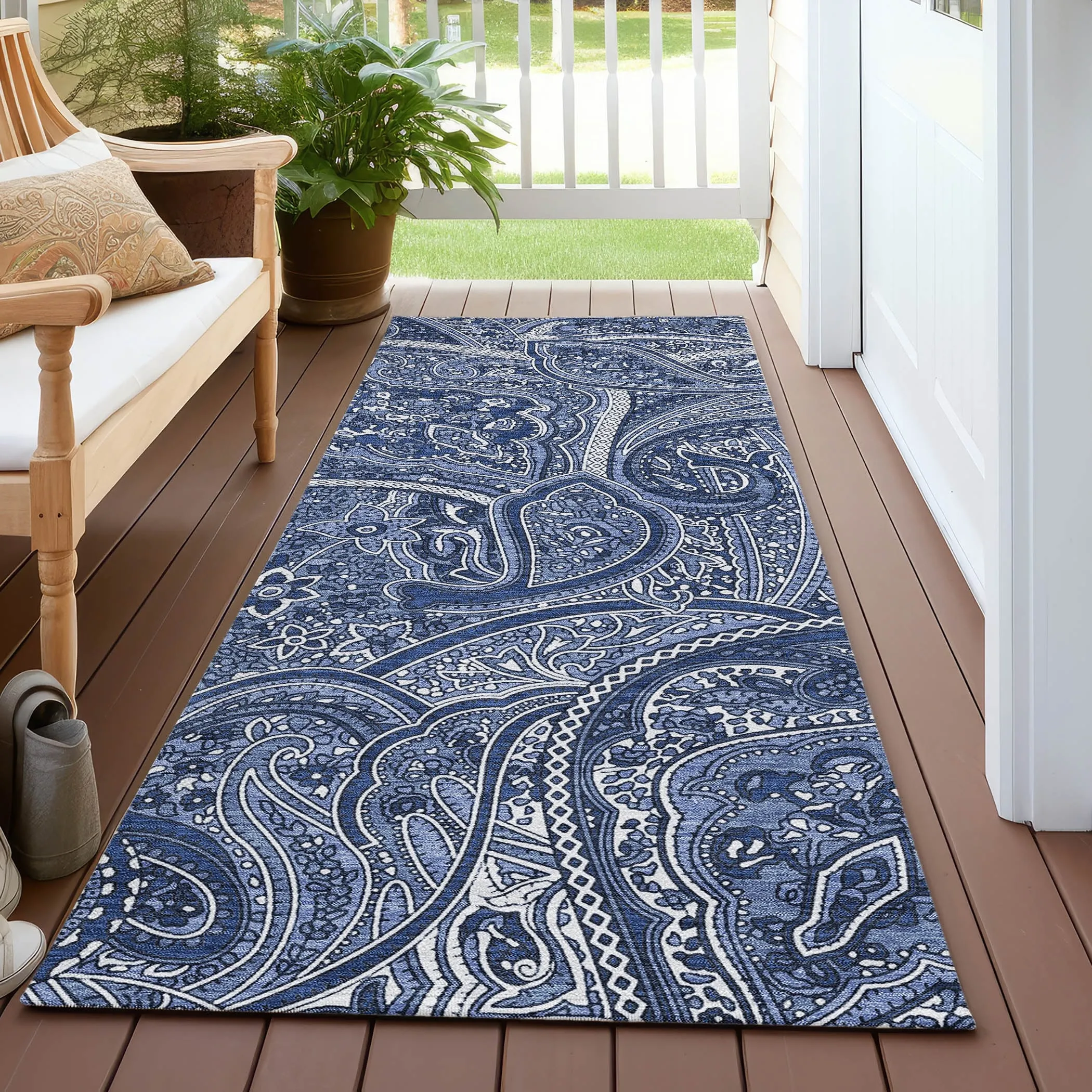Machine Washable Indoor/ Outdoor Chantille Traditional Paisley Rug